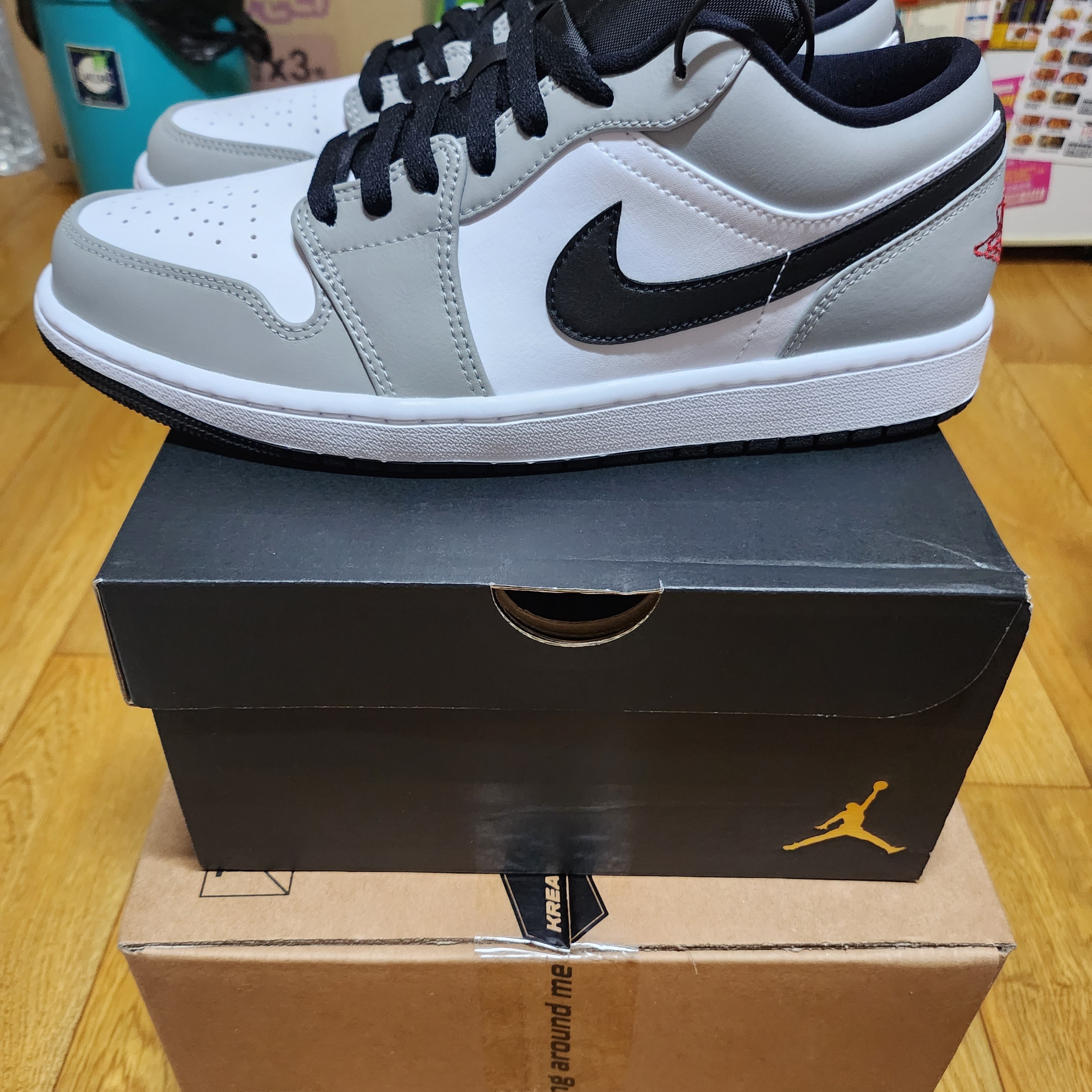 Jordan 1 Low Light Smoke Grey 착용 스타일 - 3