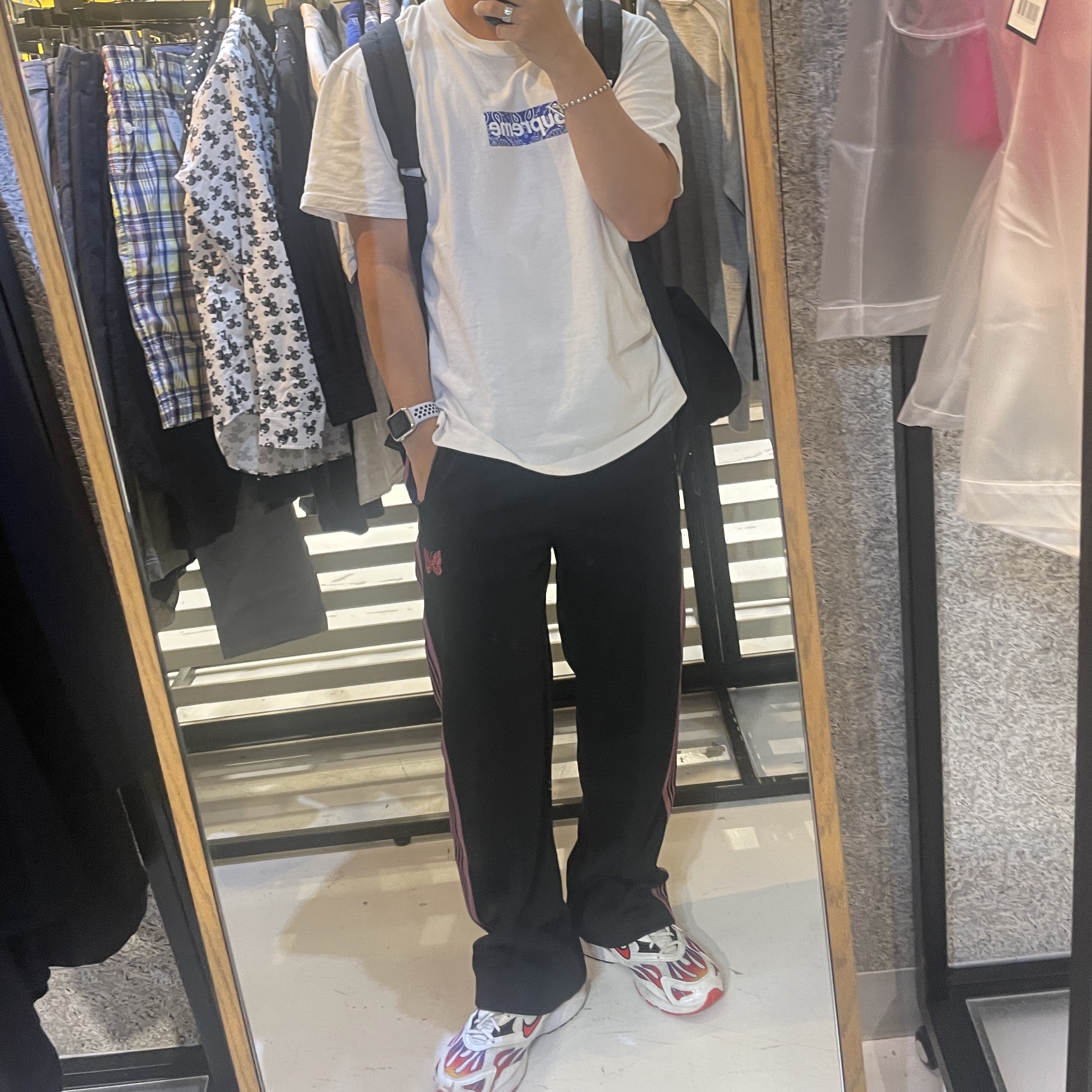 Needles Straight Track Pants Poly Smooth Black, Supreme Bandana Box Logo T-Shirt White - 19FW 착용 스타일