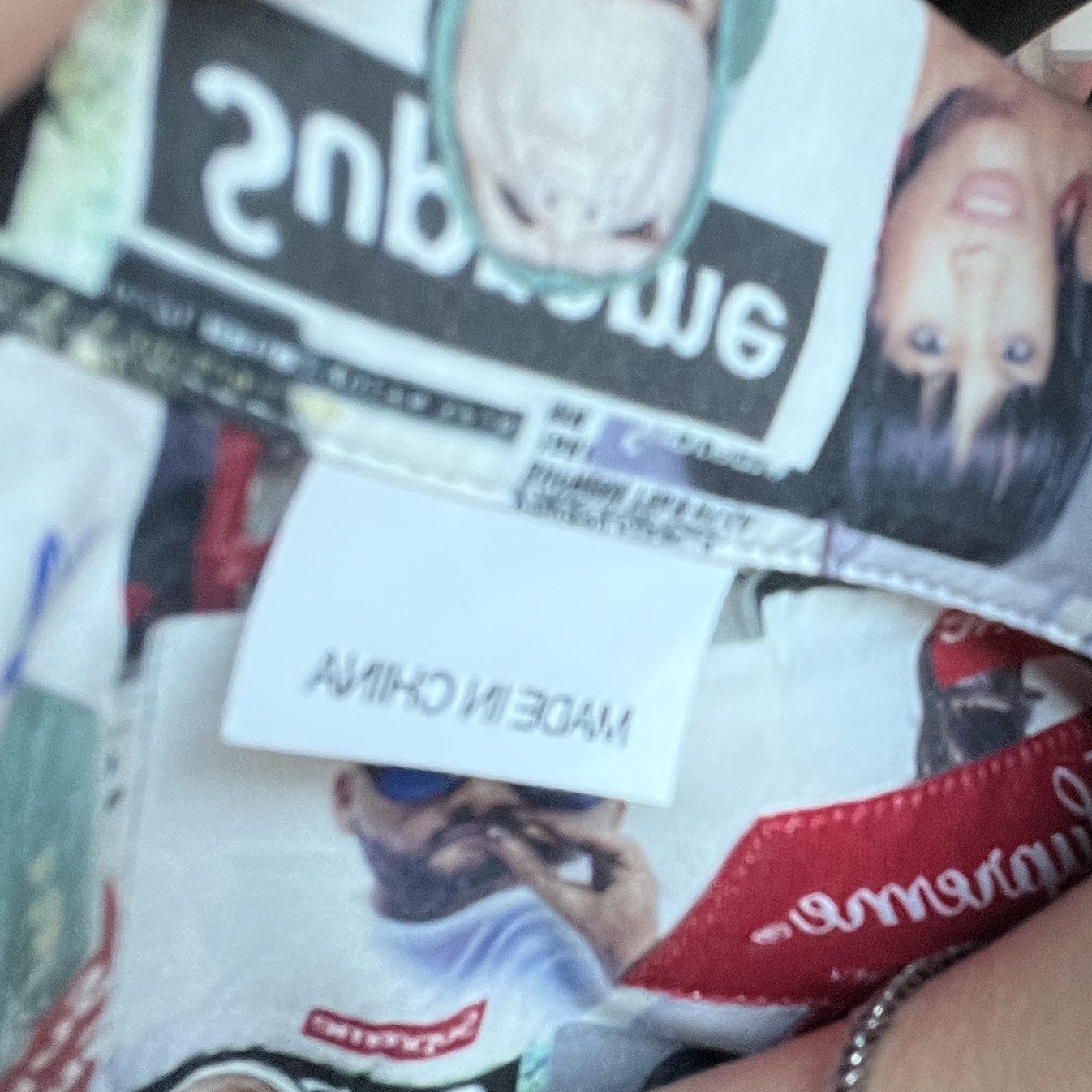Supreme Magazine S/S Shirt Multicolor - 23SS 착용 스타일