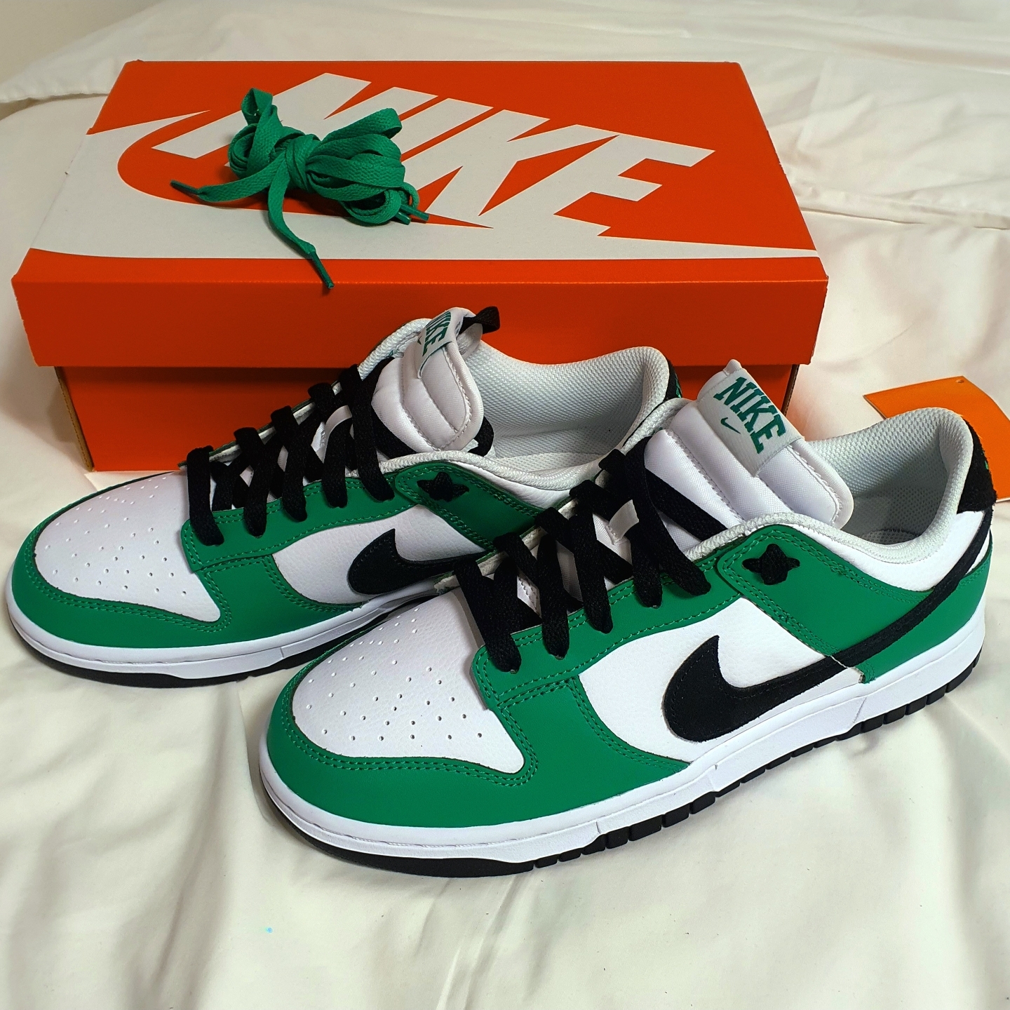 Nike Dunk Low White Green 착용 스타일