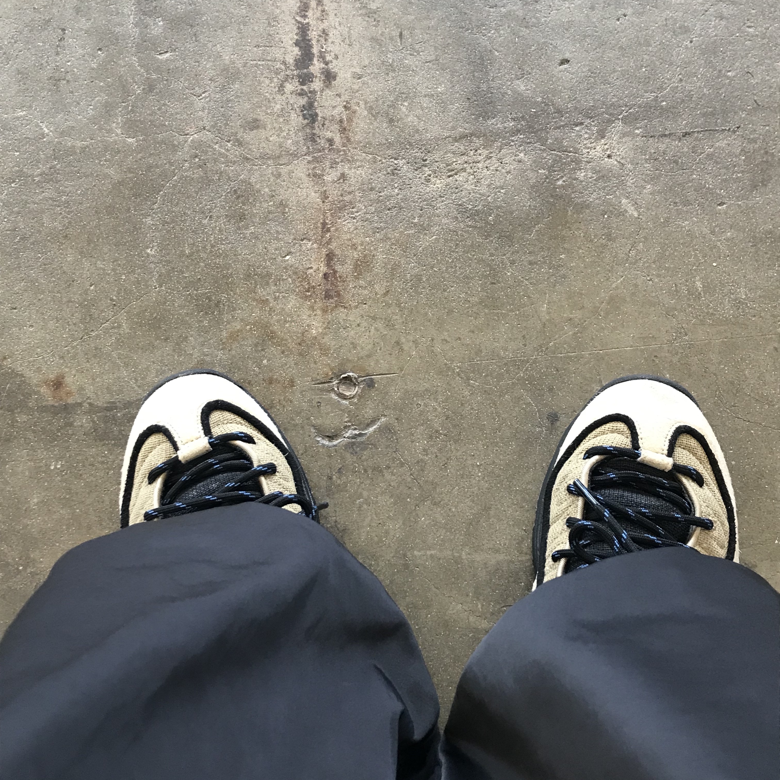 Nike x Stussy Air Penny II Rattan and Limestone 착용 스타일