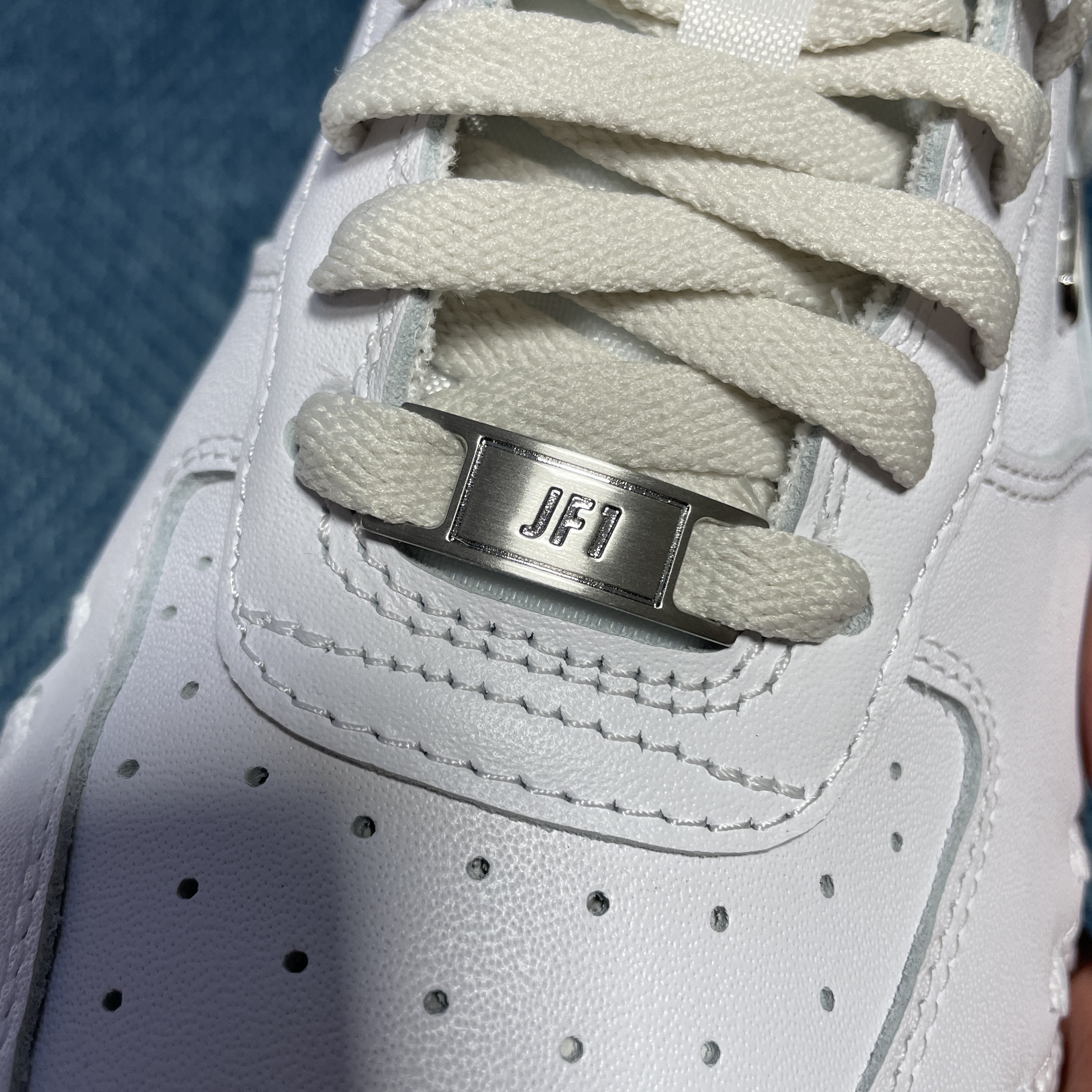 Nike x Jacquemus J Force 1 Low LX SP White 착용 스타일 - 1