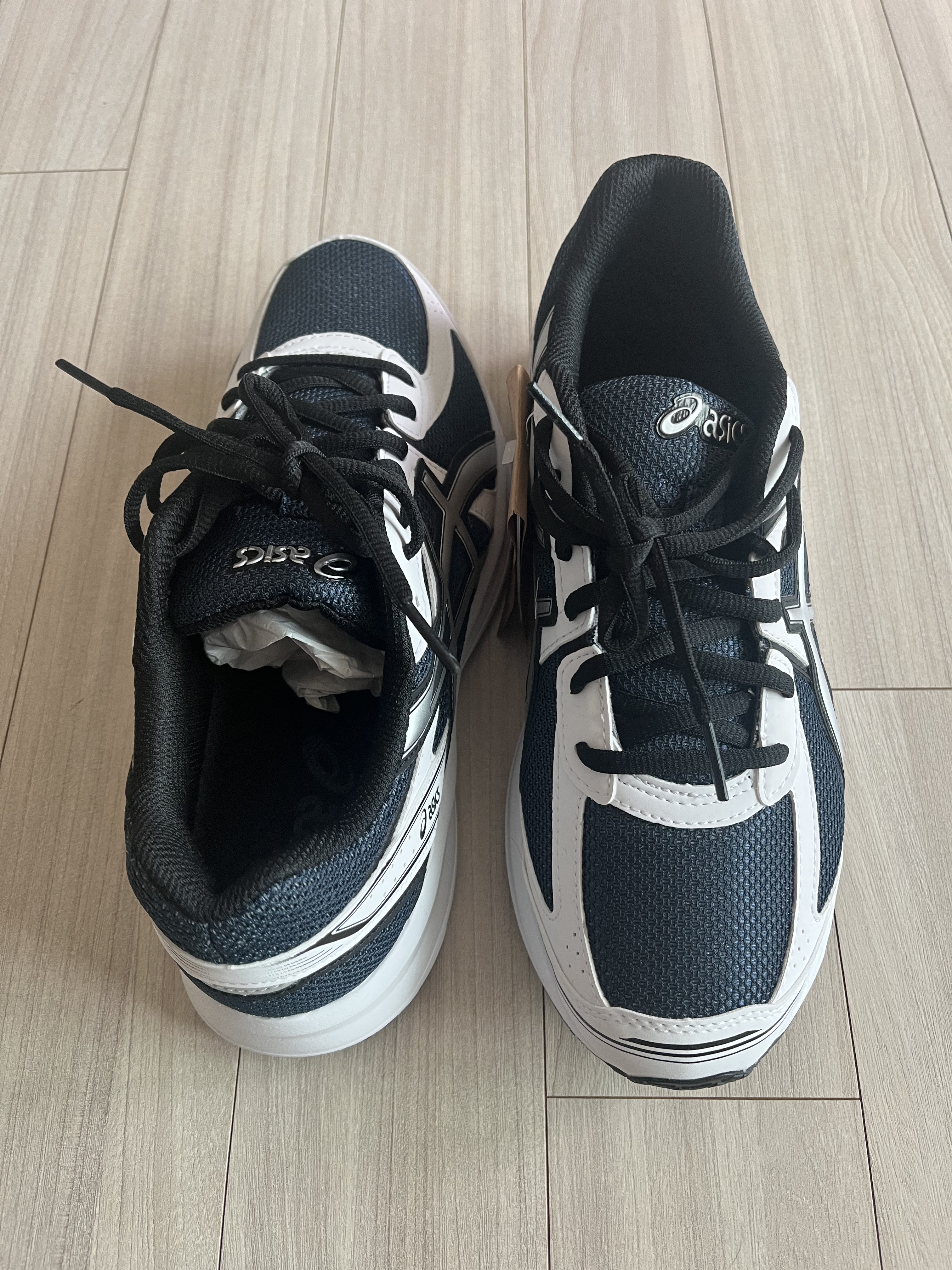 Asics Jog 100 S Navy Pure Silver - 2E Wide 착용 스타일 - 3