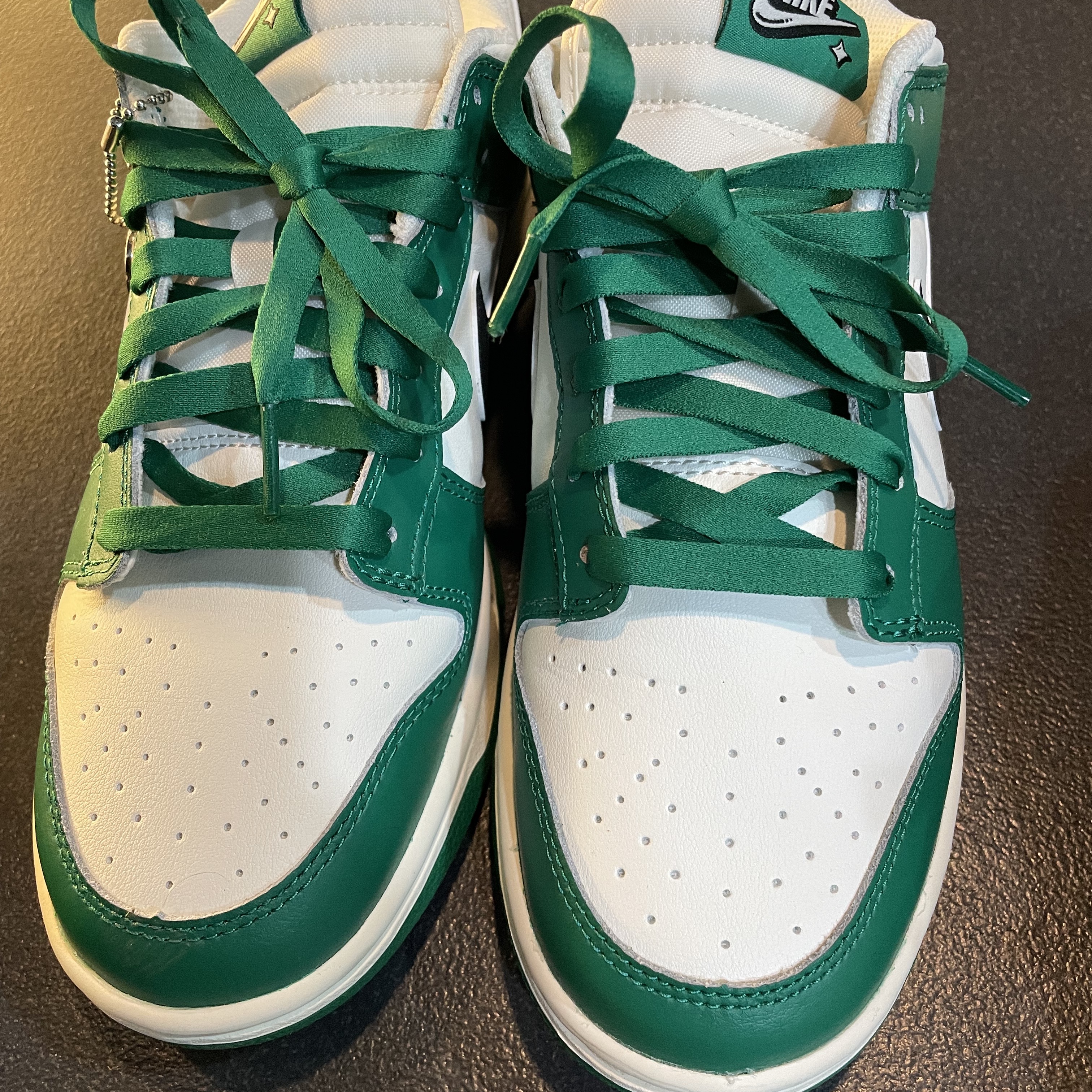 Nike Dunk Low Retro SE Jackpot Malachite, Nike Dunk Low White Green 착용 스타일 - 1