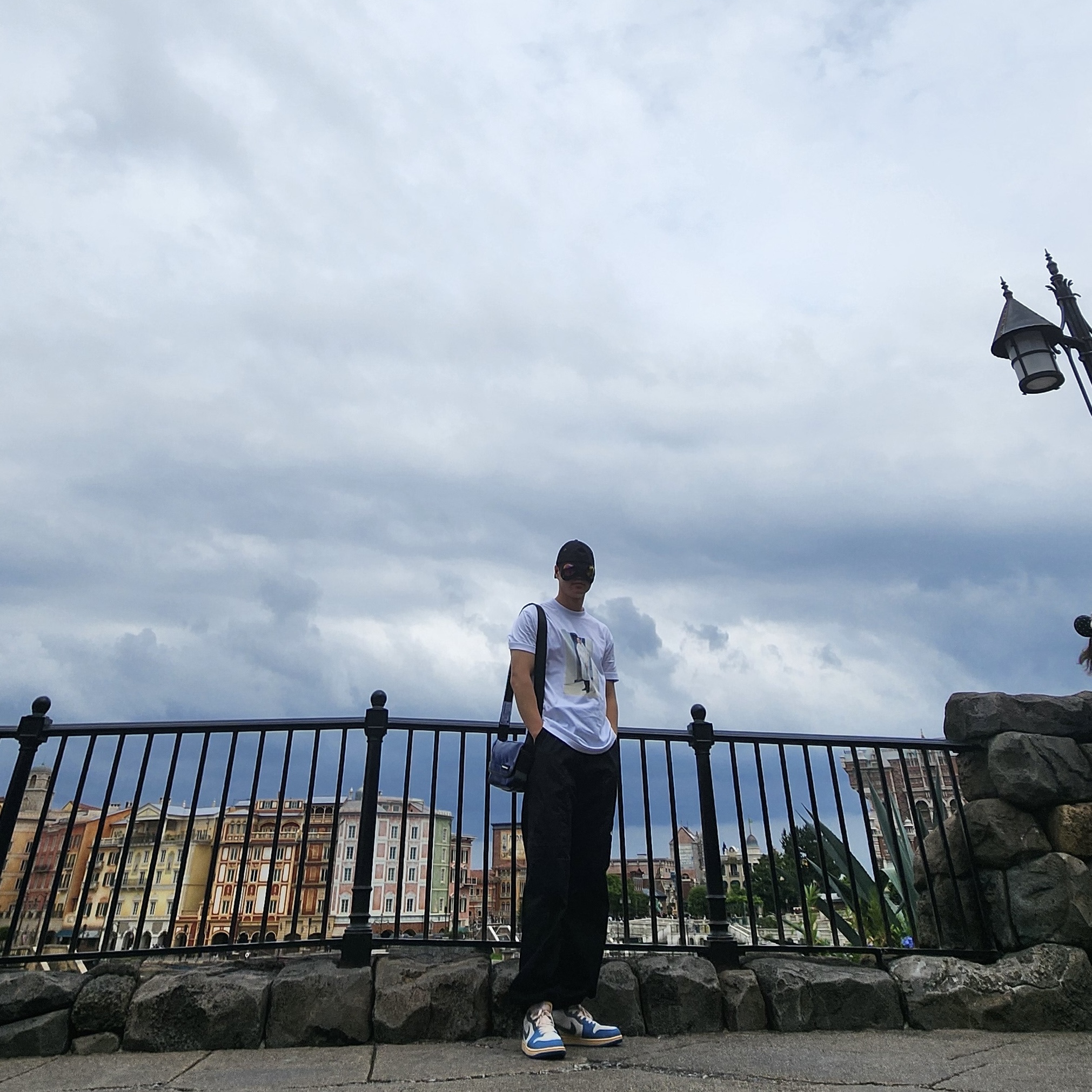 Palace American Psycho T-Shirt White - 23SS, Palace x C.P. Company Goggle P-Cap Black - 22FW 착용 스타일