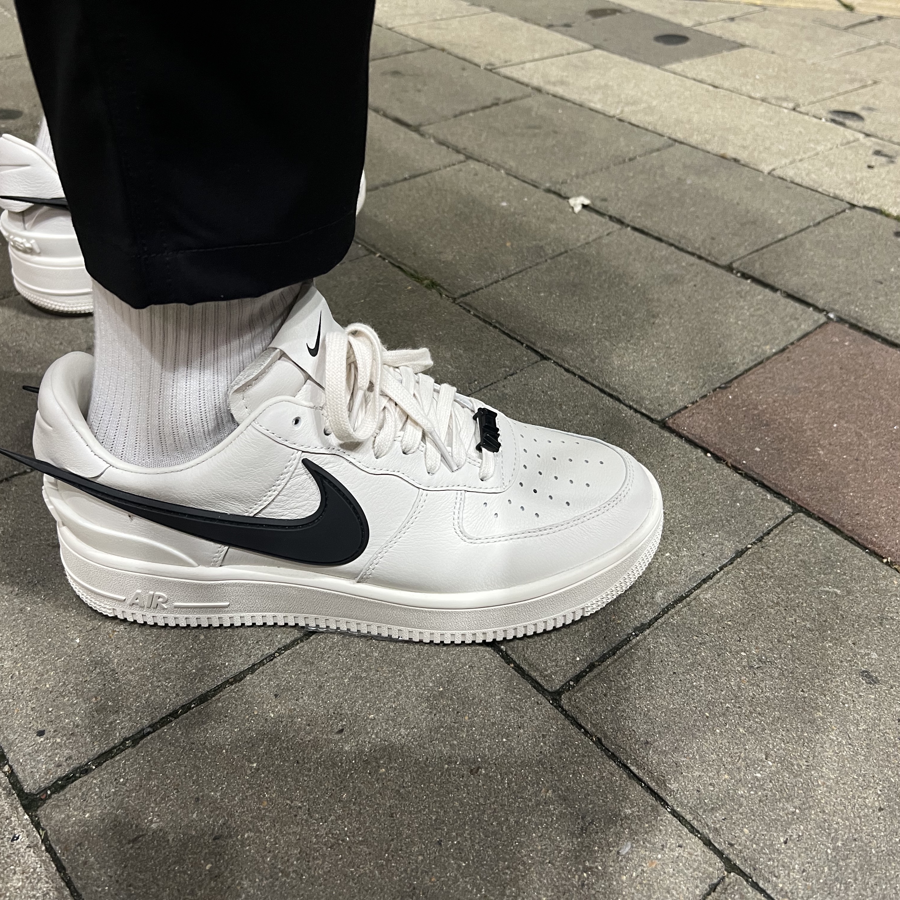 Nike x Ambush Air Force 1 Low SP Phantom 착용 스타일