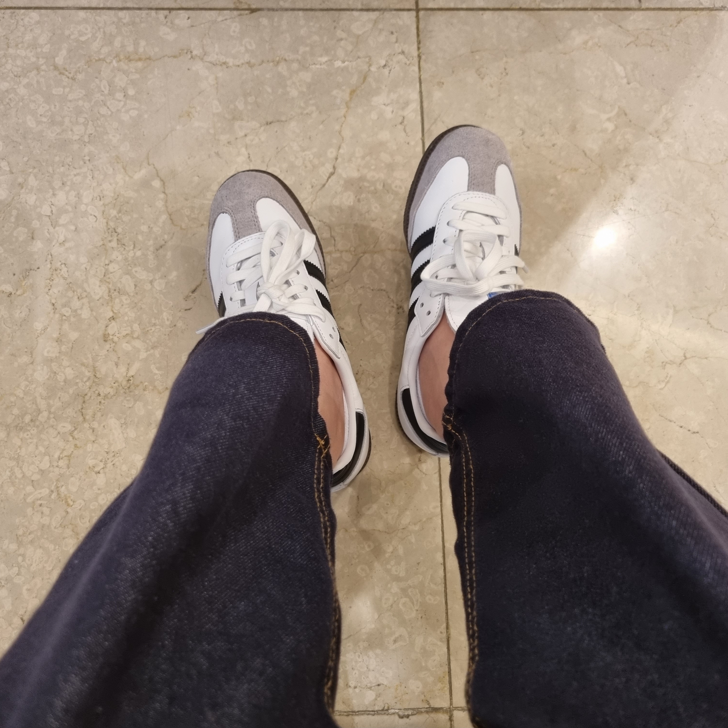 Adidas Samba OG Cloud White 착용 스타일