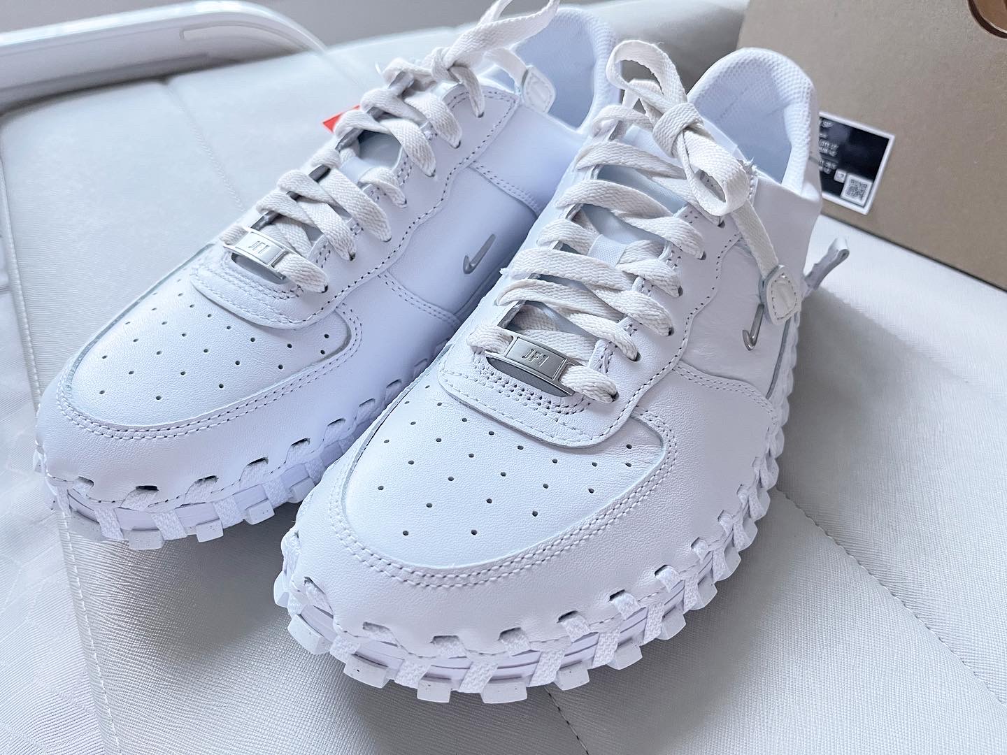 Nike x Jacquemus J Force 1 Low LX SP White 착용 스타일 - 5