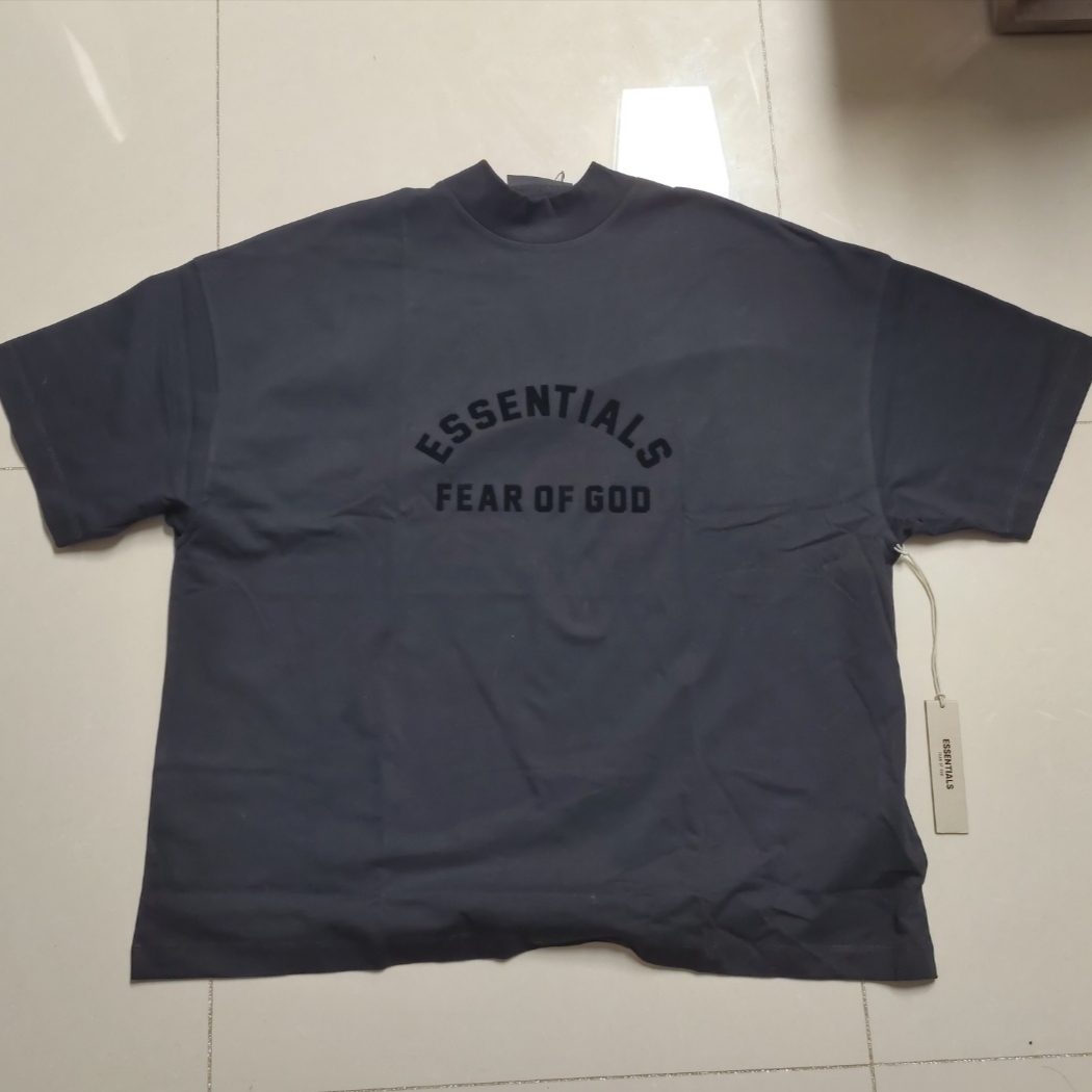 Essentials The Black Collection T-Shirt Black - 23SS 착용 스타일 - 2