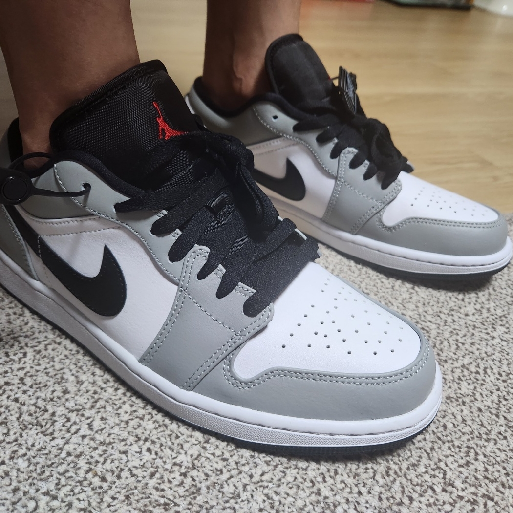 Jordan 1 Low Light Smoke Grey 착용 스타일