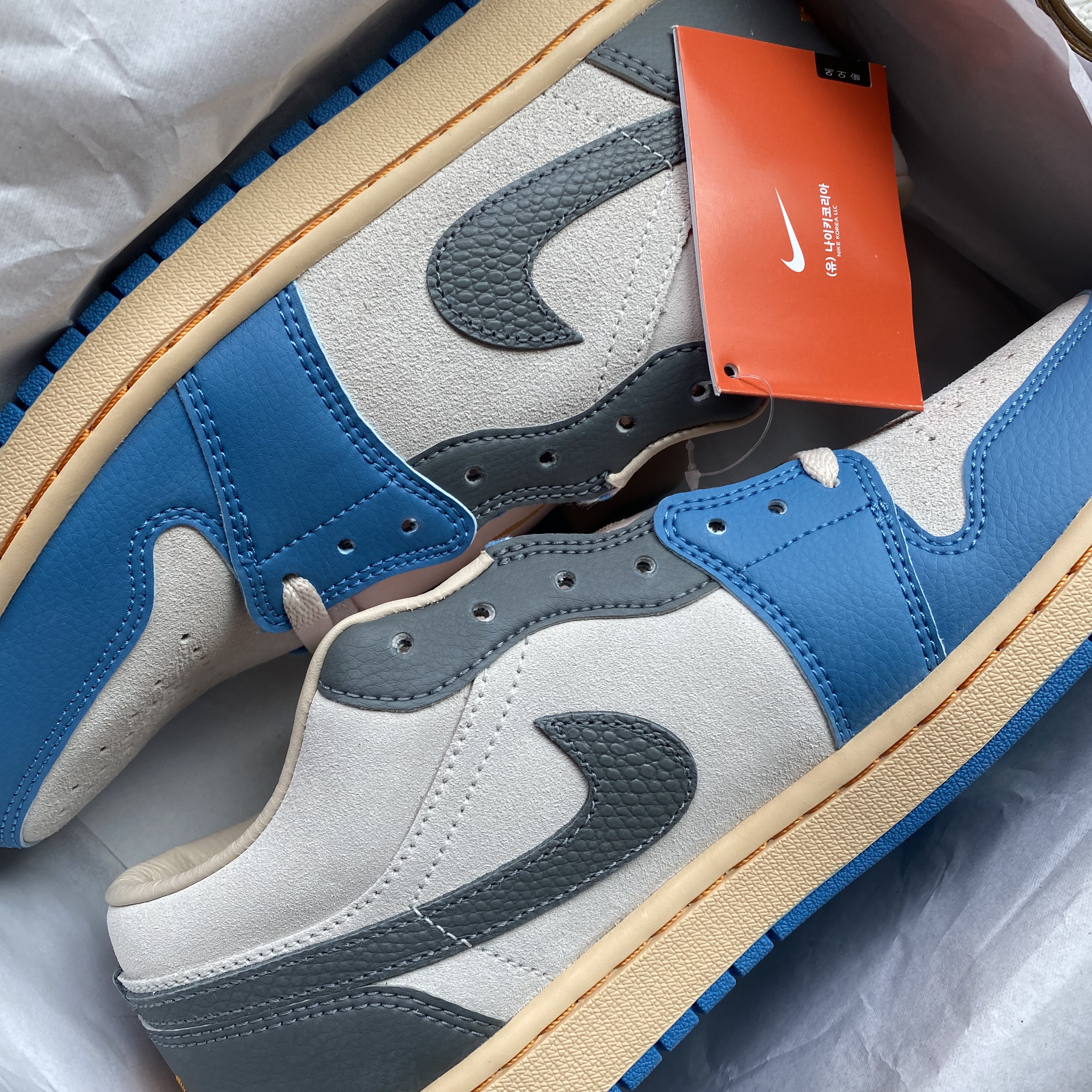Jordan 1 Low SE Tokyo 96 착용 스타일