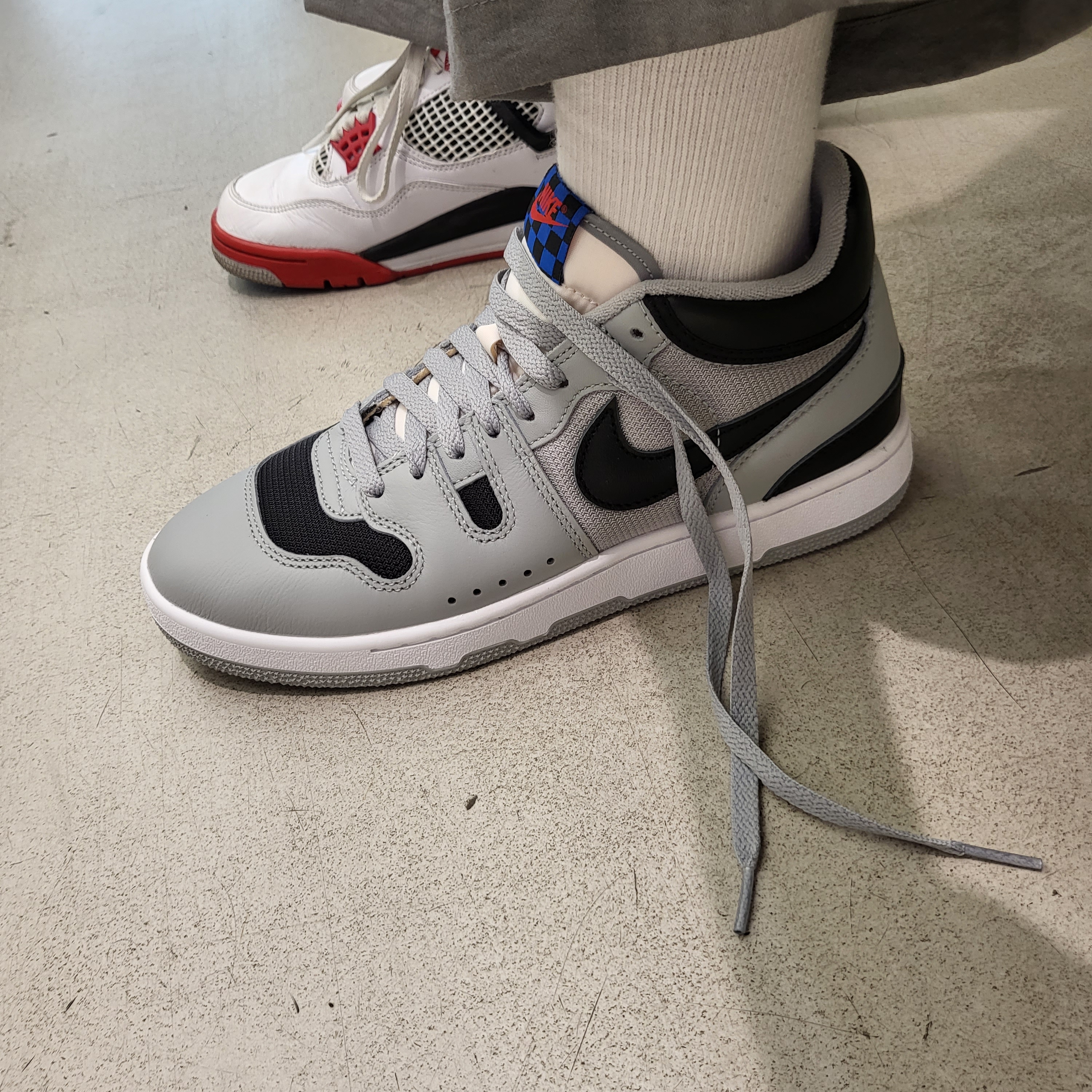 Nike Mac Attack QS SP Light Smoke Grey 착용 스타일 - 3
