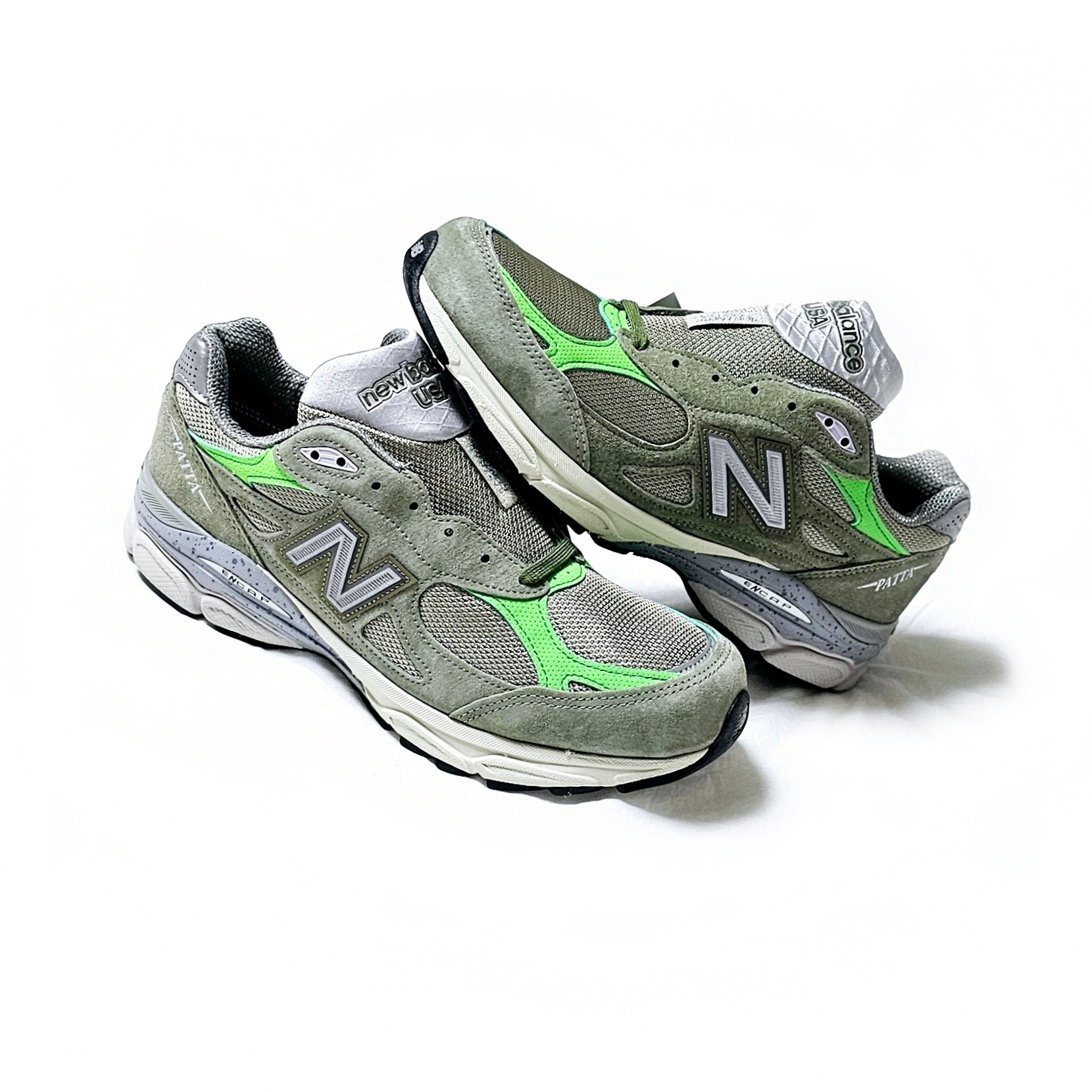New Balance x Patta 990v3 Made in USA Olive 착용 스타일 - 4