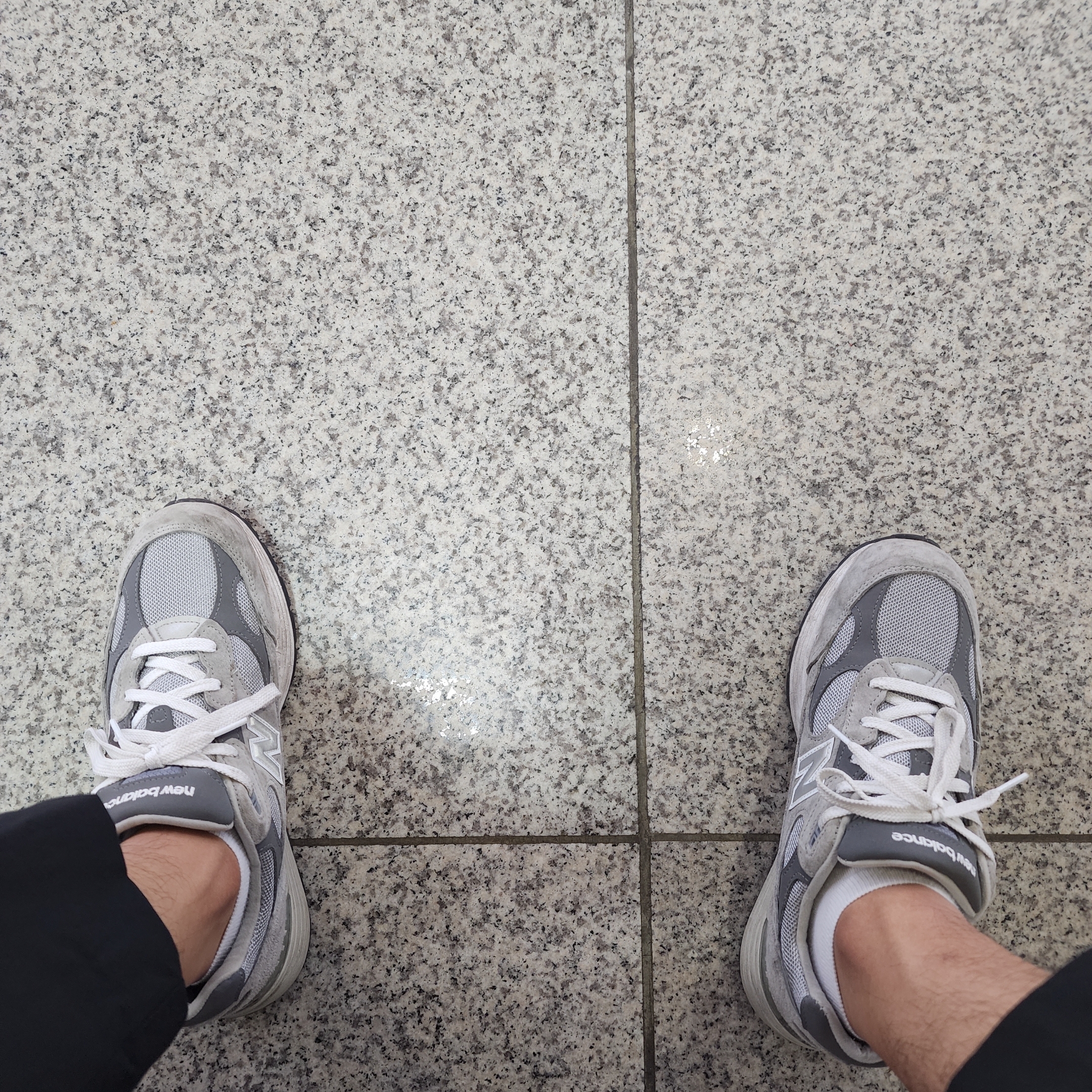 New Balance 992 Made in USA Grey - D Standard 착용 스타일