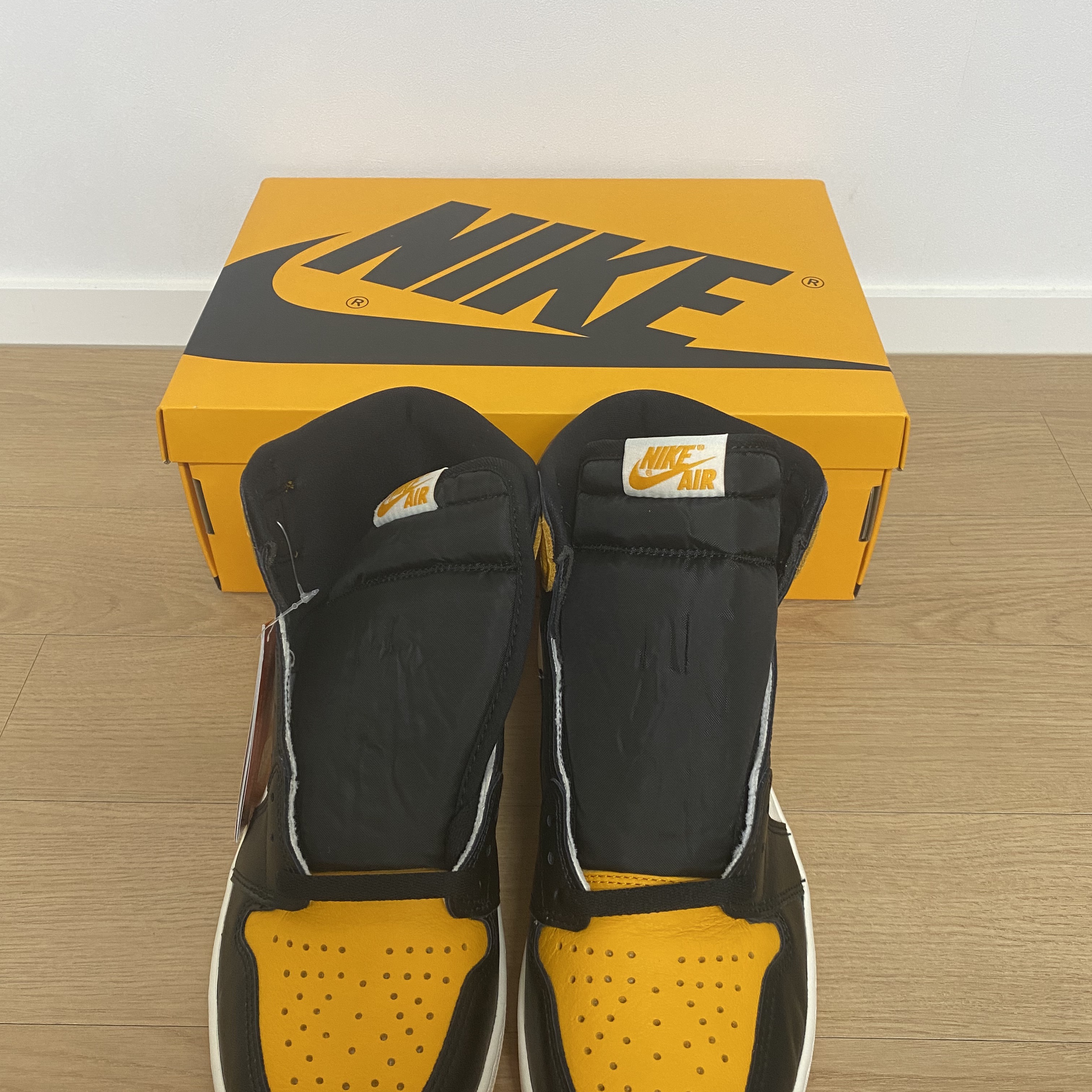 Jordan 1 Retro High OG Taxi 착용 스타일 - 1