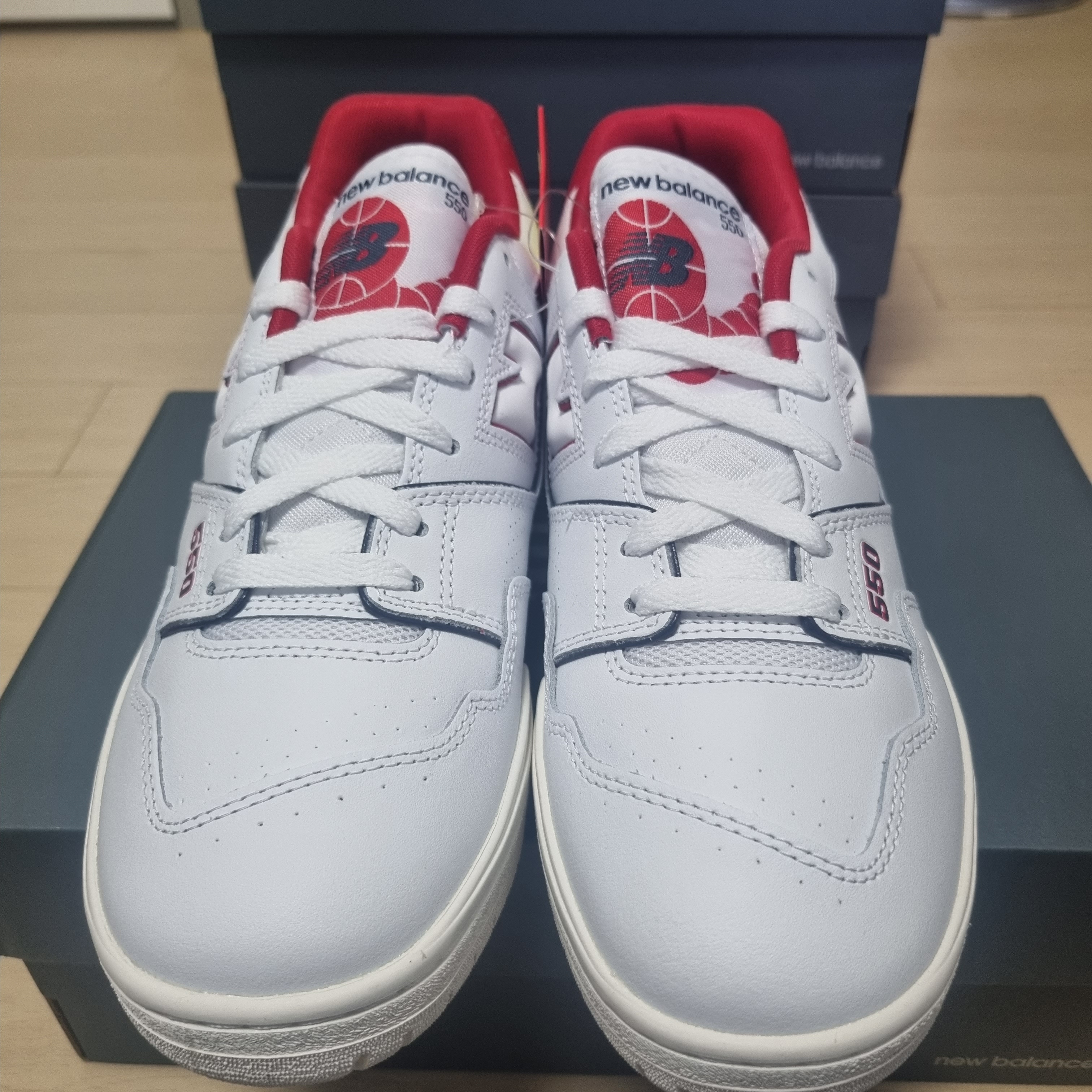 New Balance 550 White Team Red - JD Sports Exclusive 착용 스타일 - 1