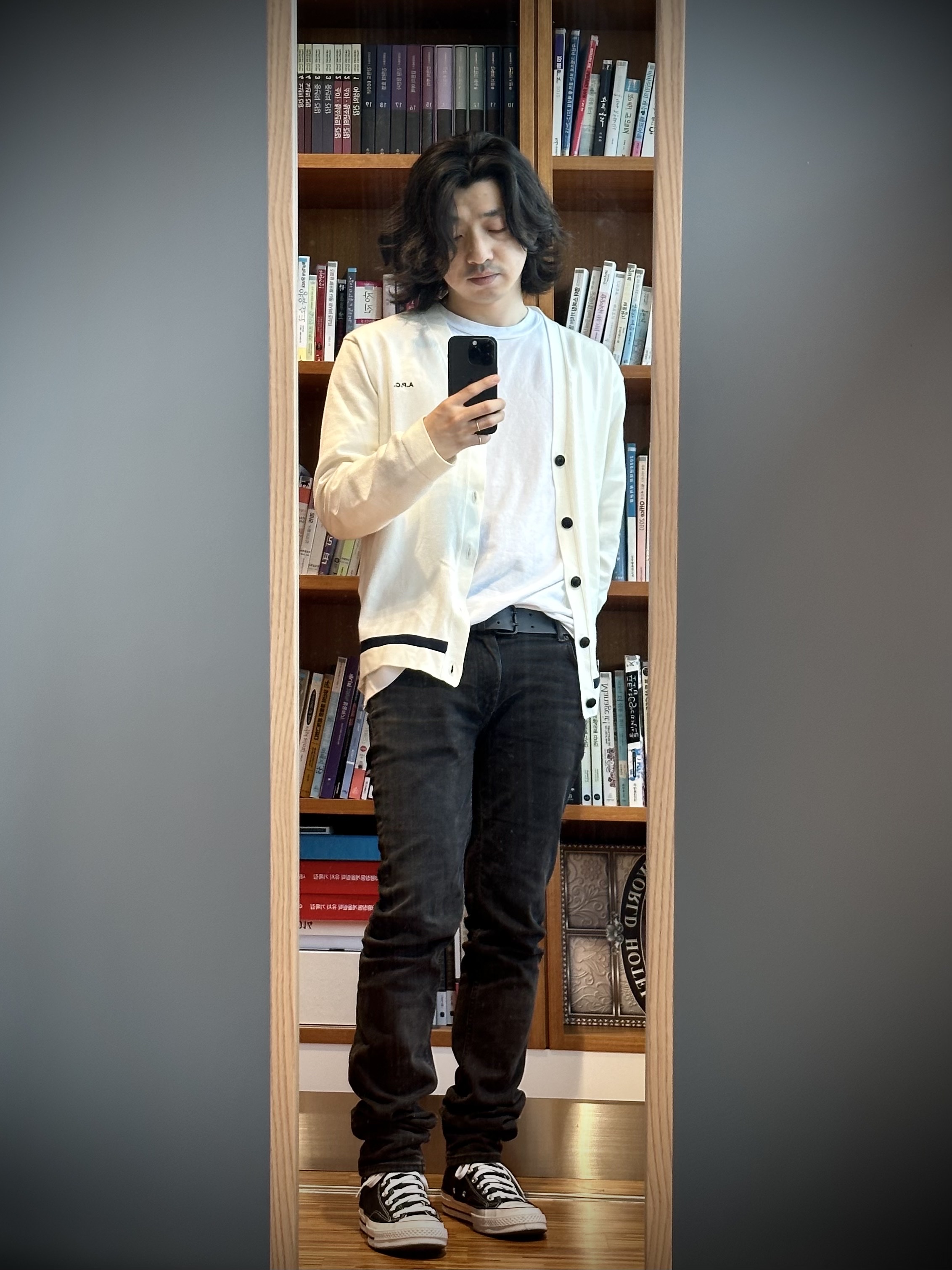 Converse x Stussy Chuck 70 High Black 착용 스타일 - 3