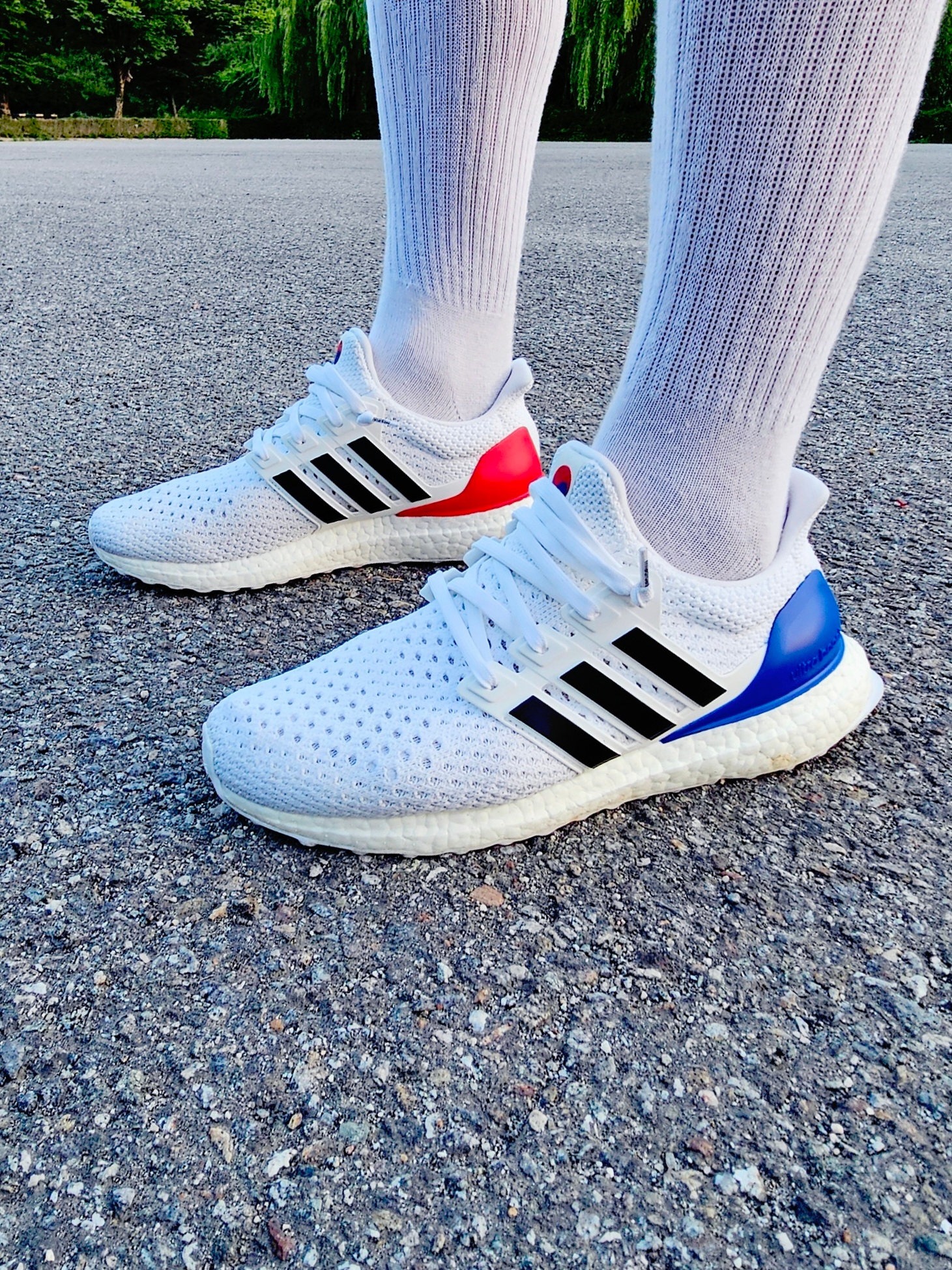 Adidas Ultraboost 4.0 Seoul 1988 착용 스타일 - 3