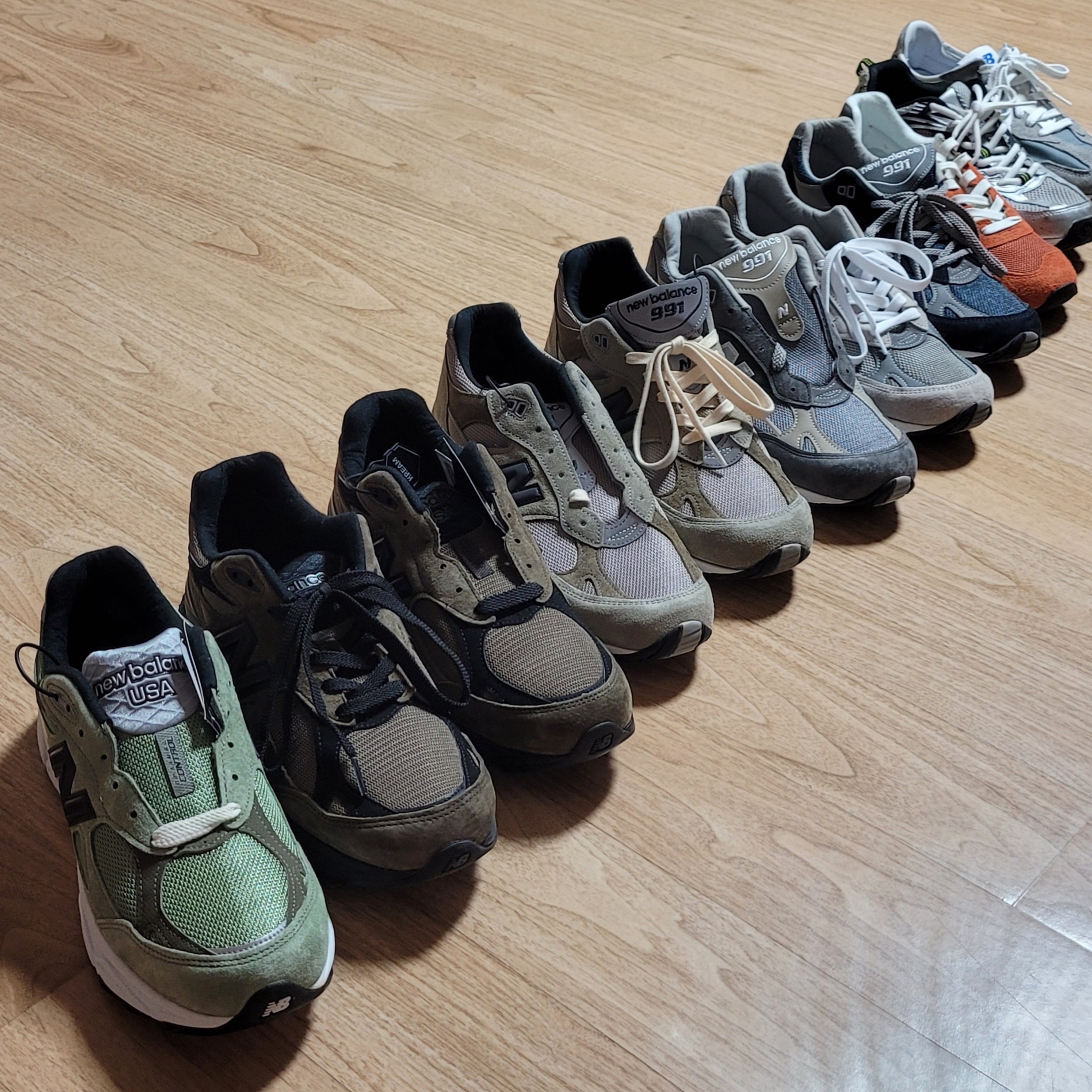New Balance x JJJJound 991 Made in UK Grey, New Balance x JJJJound 990v3 Brown Black 착용 스타일 - 1