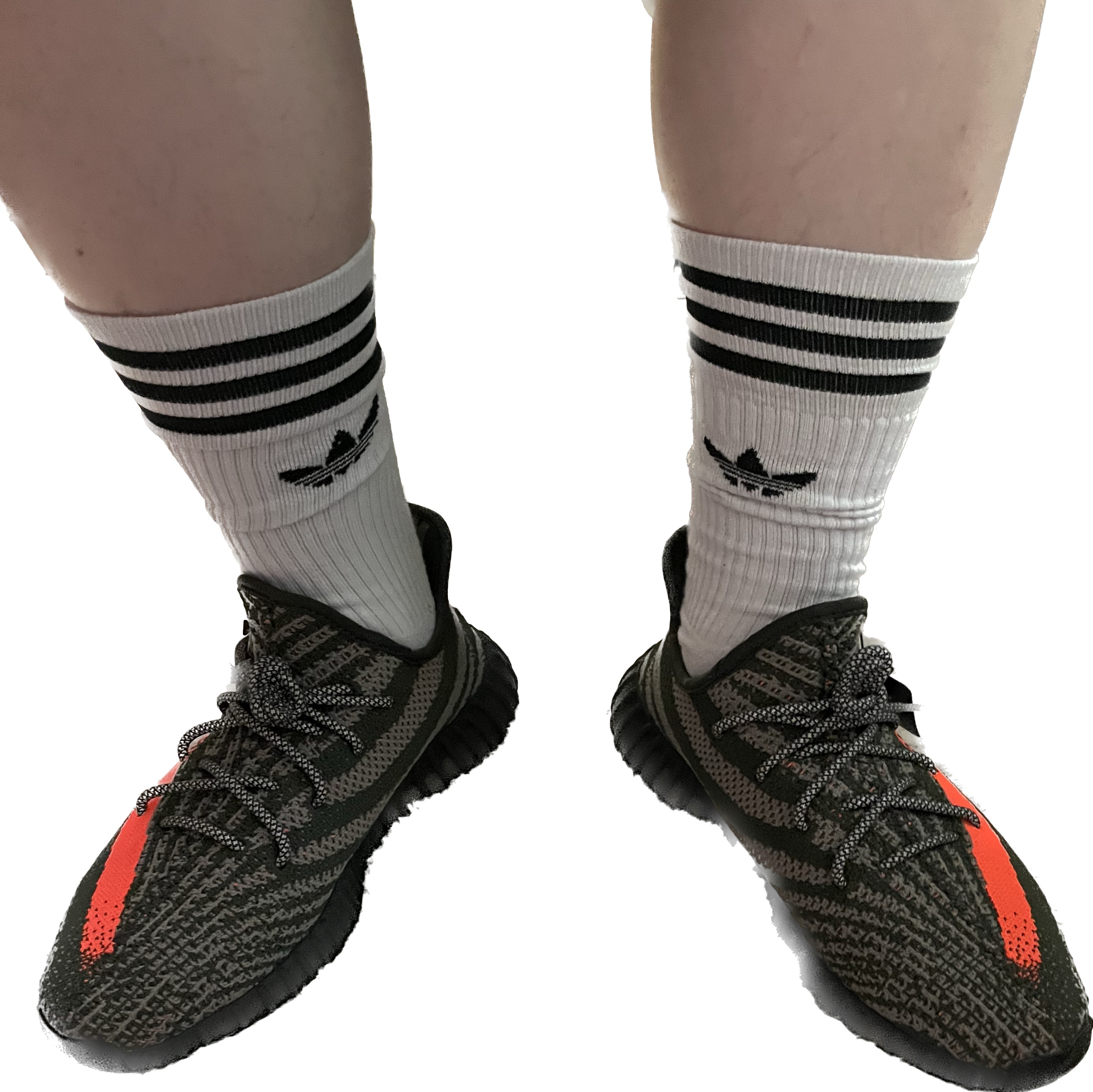 Adidas Yeezy Boost 350 V2 Carbon Beluga 착용 스타일