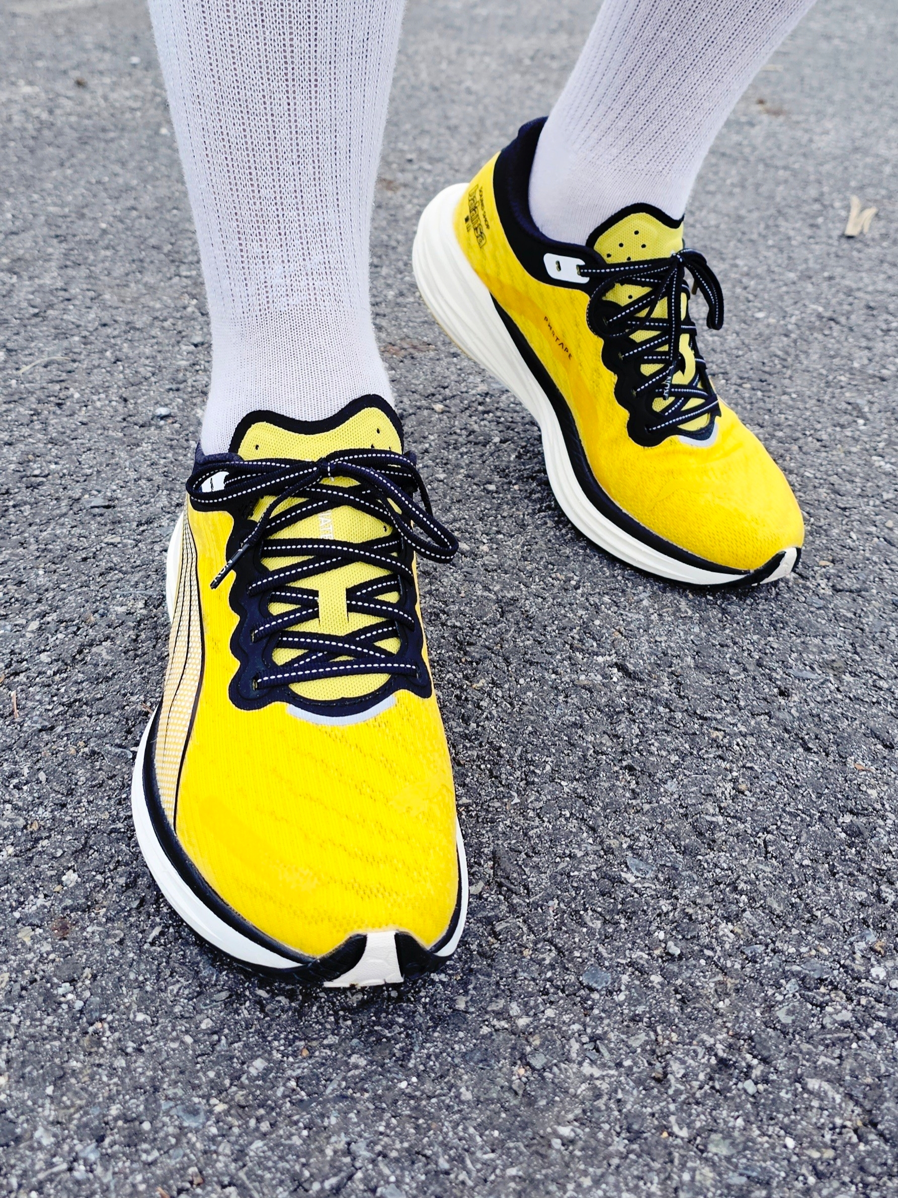 Puma x Balansa Deviate Nitro 2 Freesia Black 착용 스타일 - 1