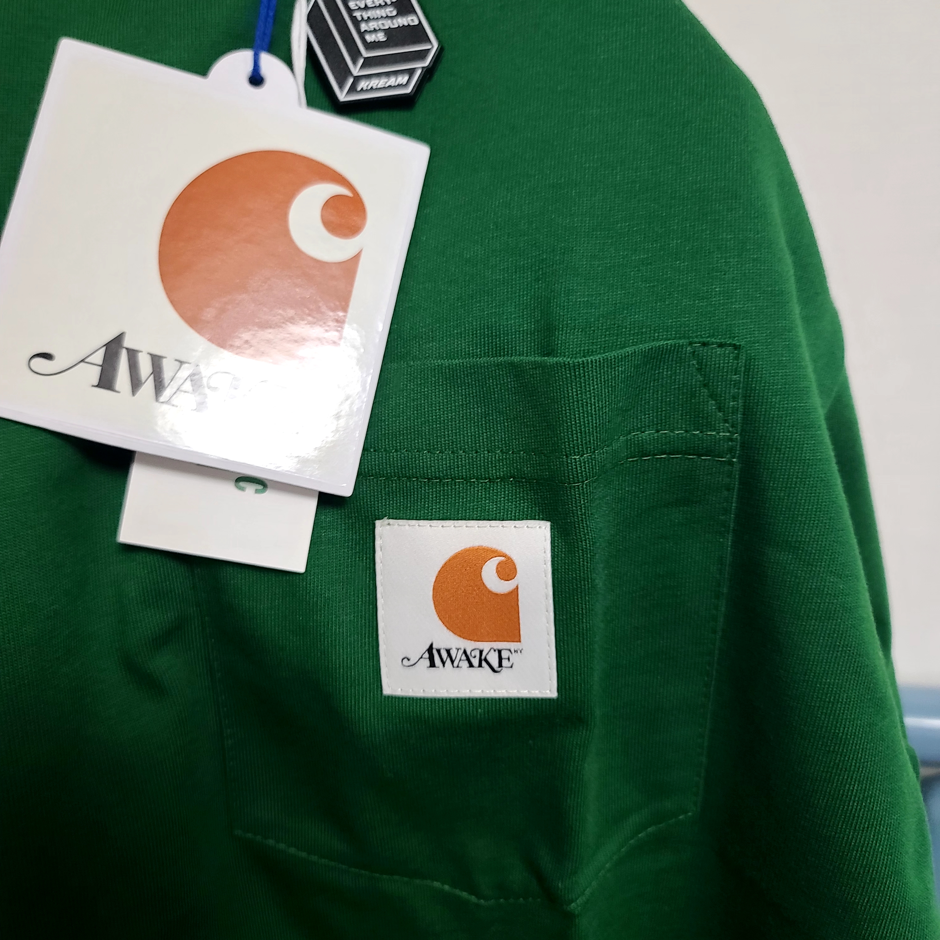 Carhartt WIP x Awake NY Pocket T-Shirt Green 착용 스타일
