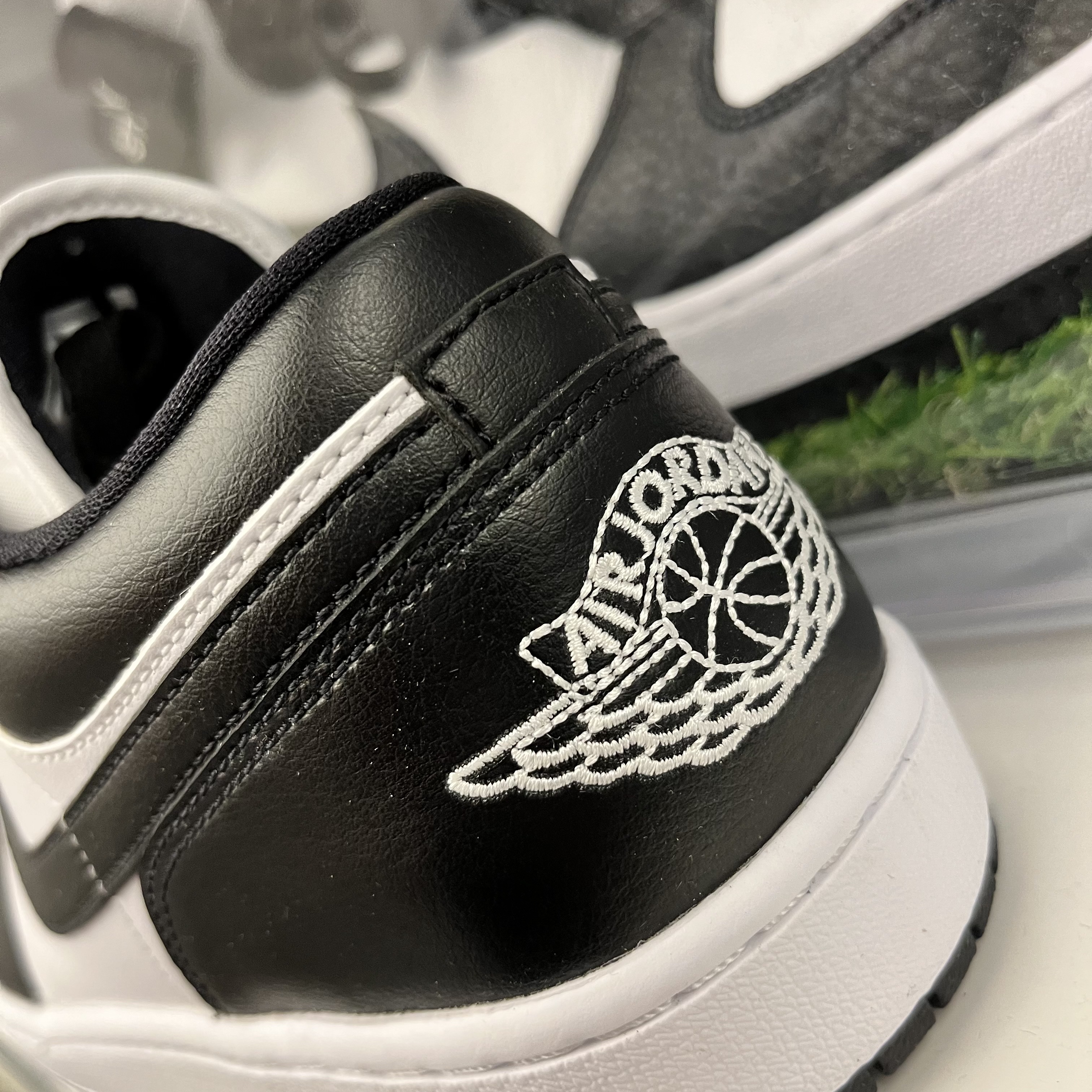 (W) Jordan 1 Low Black and White 착용 스타일 - 1