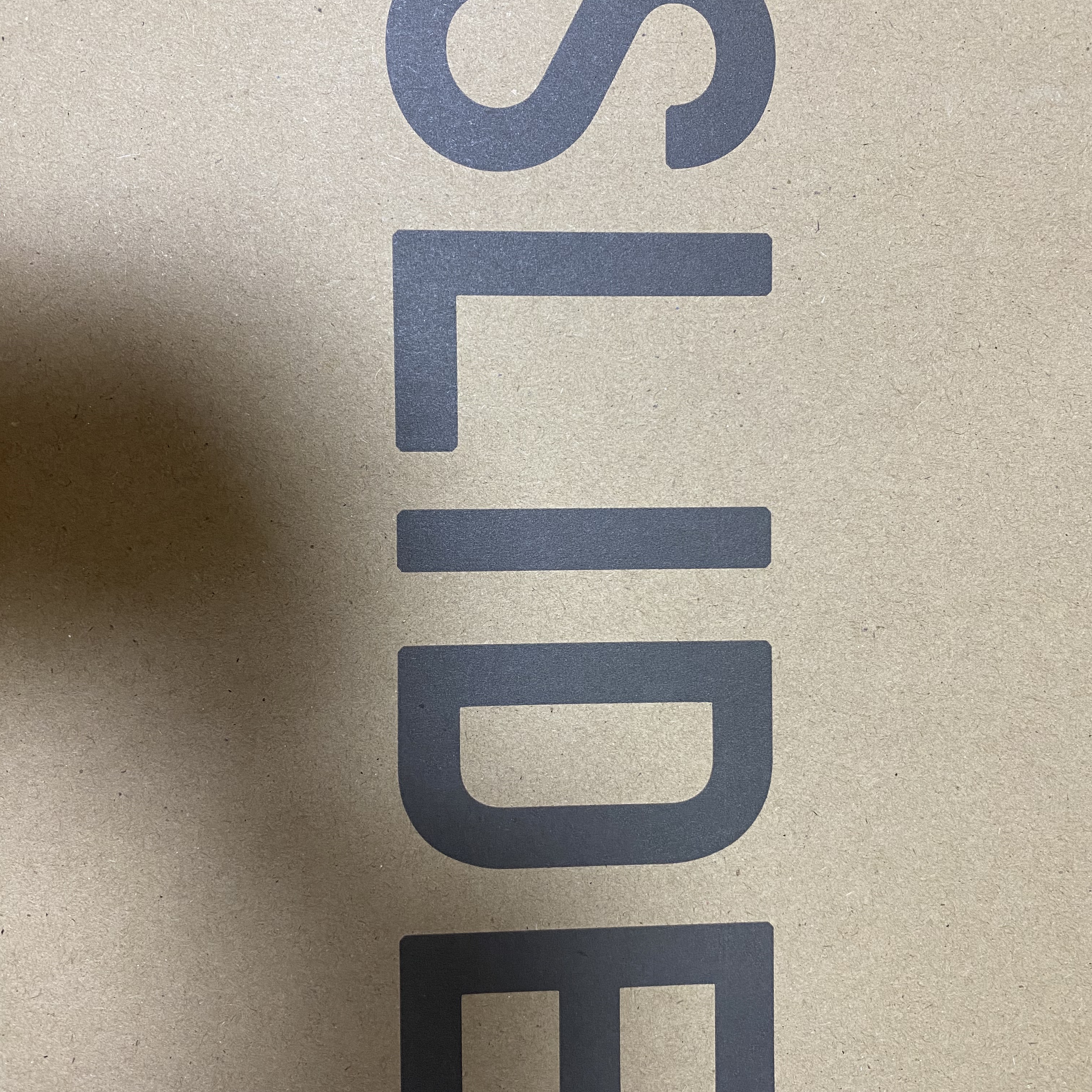 Adidas Yeezy Slide Azure 착용 스타일 - 3