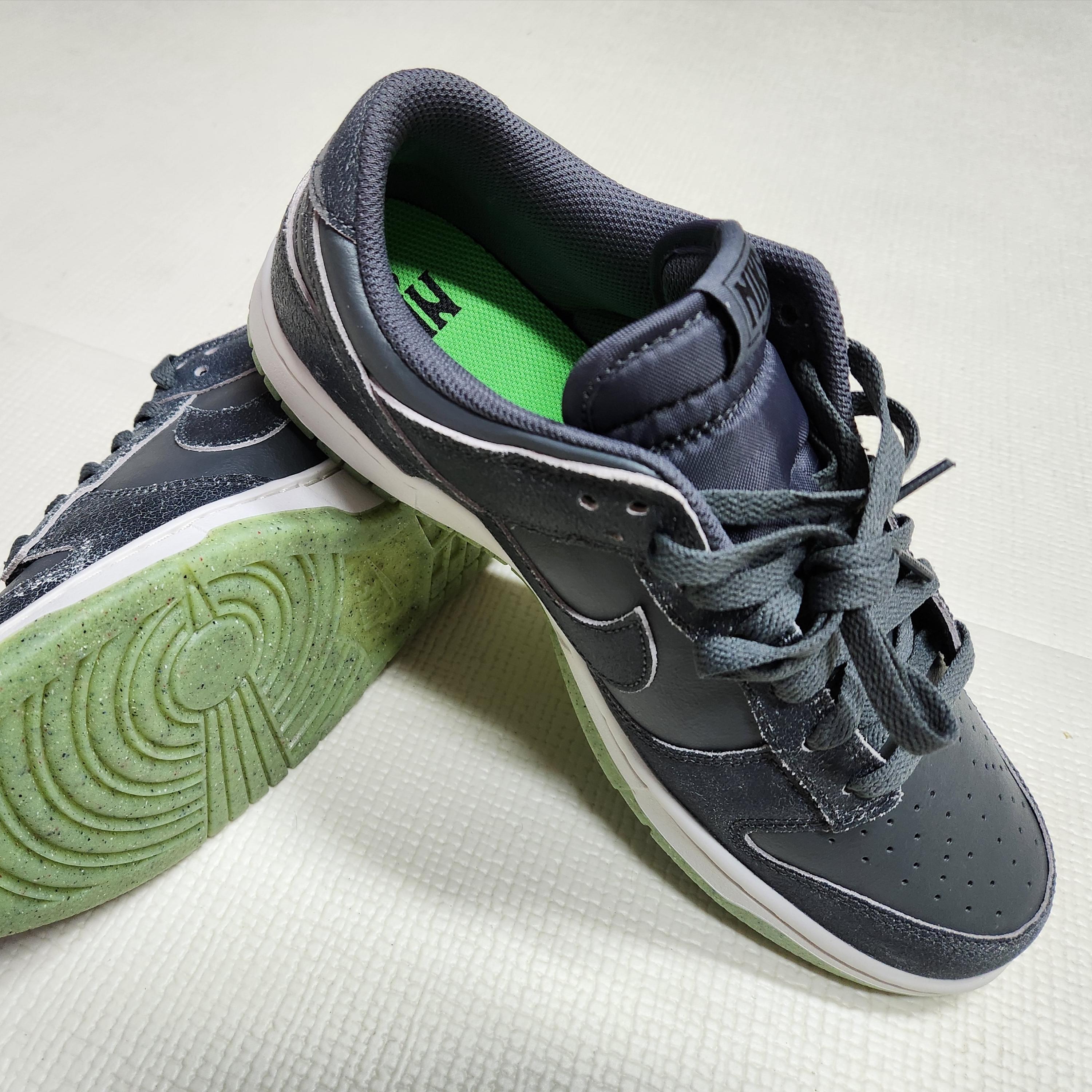 Nike Dunk Low Retro PRM Halloween 착용 스타일 - 3
