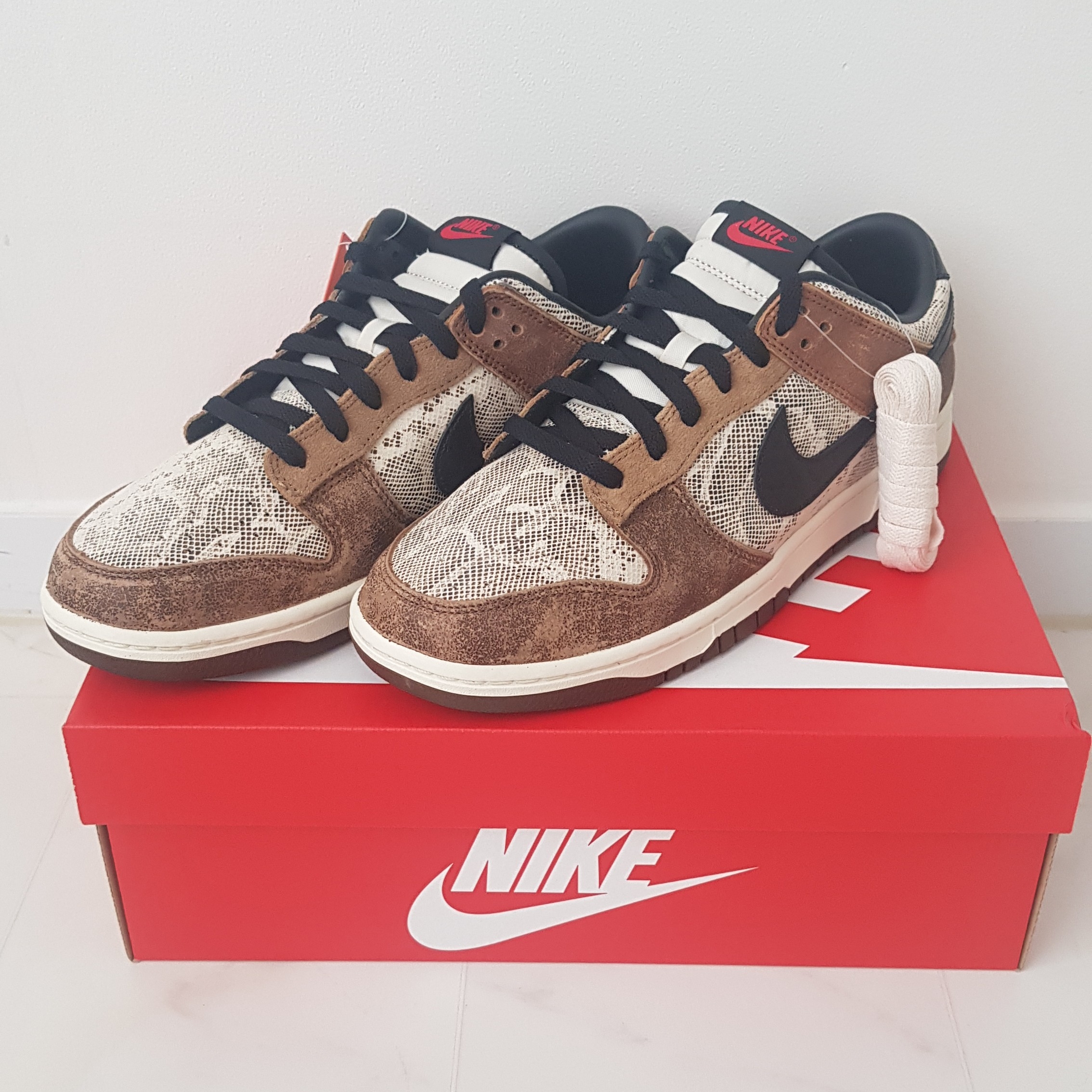 Nike Dunk Low PRM Head to Head 착용 스타일 - 4
