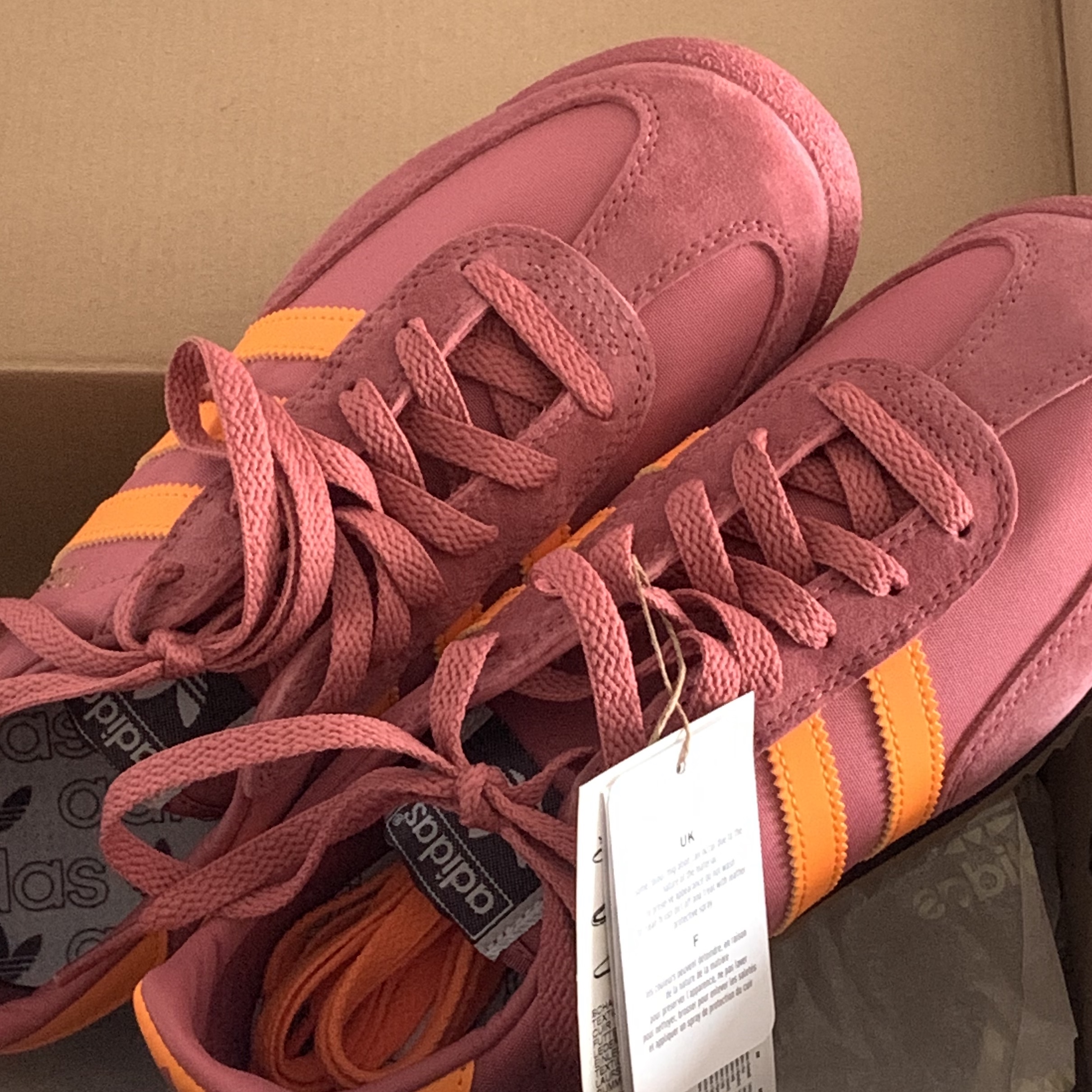 Adidas Joggen OG Wonder Red Orange Rush - Size? Exclusive 착용 스타일
