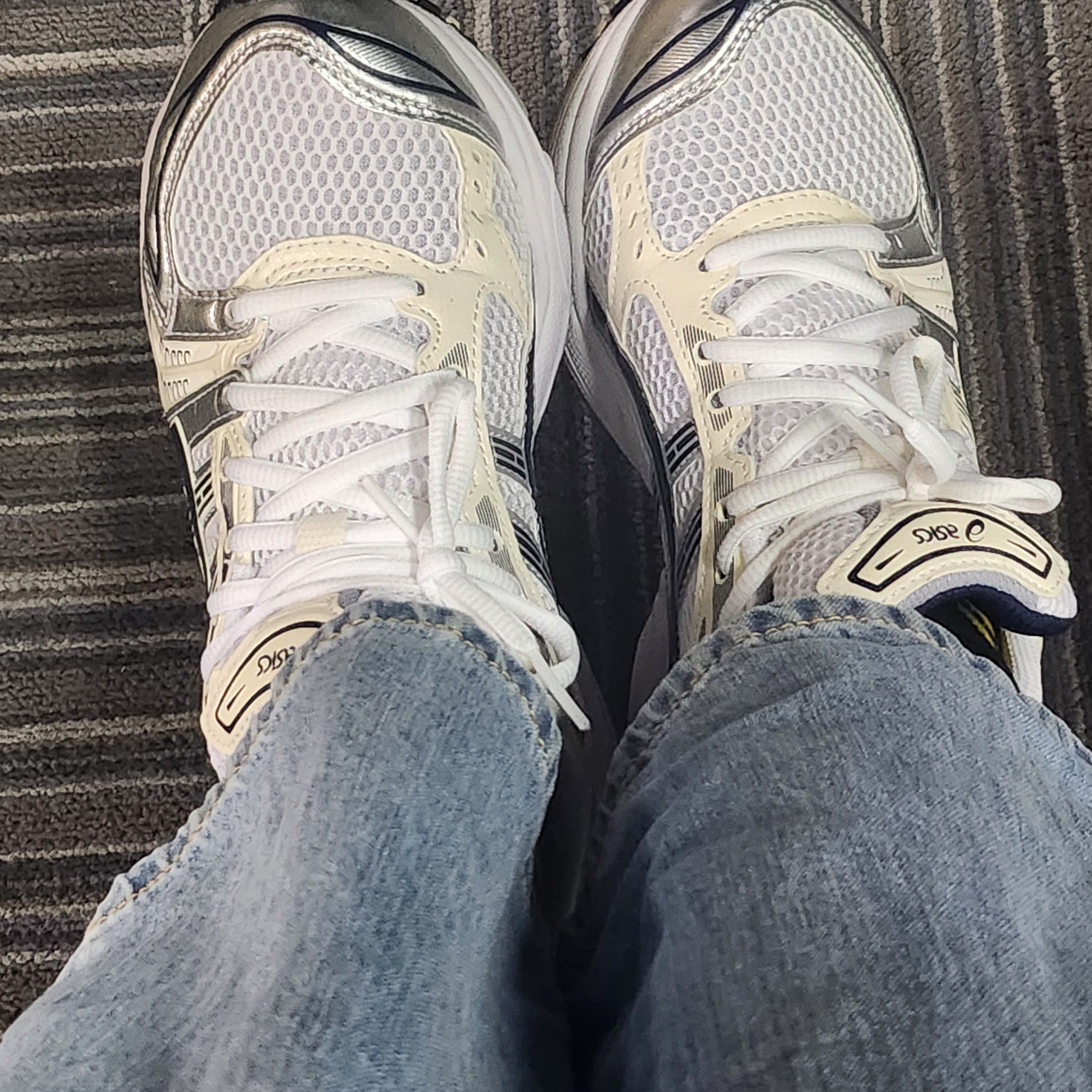 (W) Asics Gel-Kayano 14 White Midnight 착용 스타일 - 1