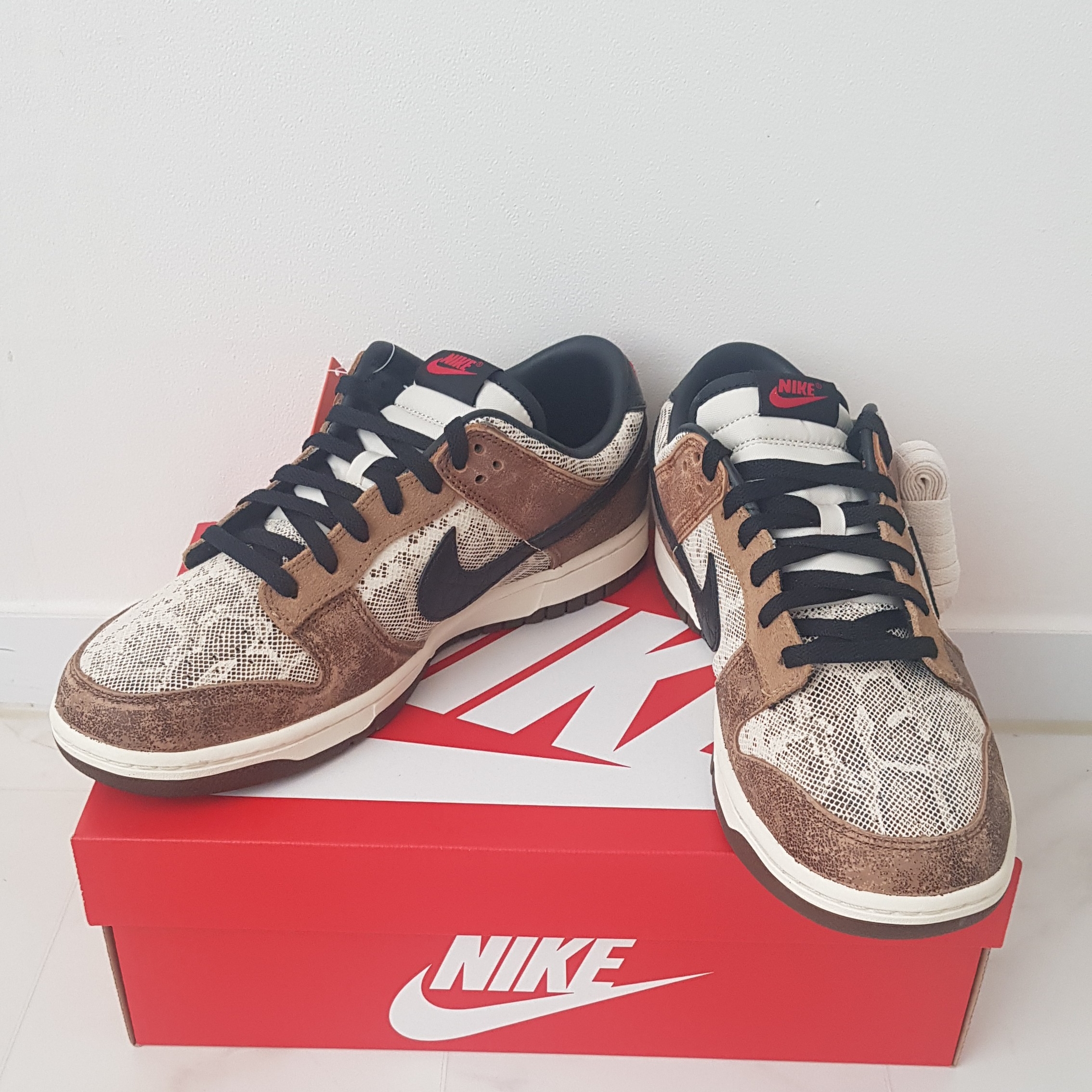 Nike Dunk Low PRM Head to Head 착용 스타일 - 3