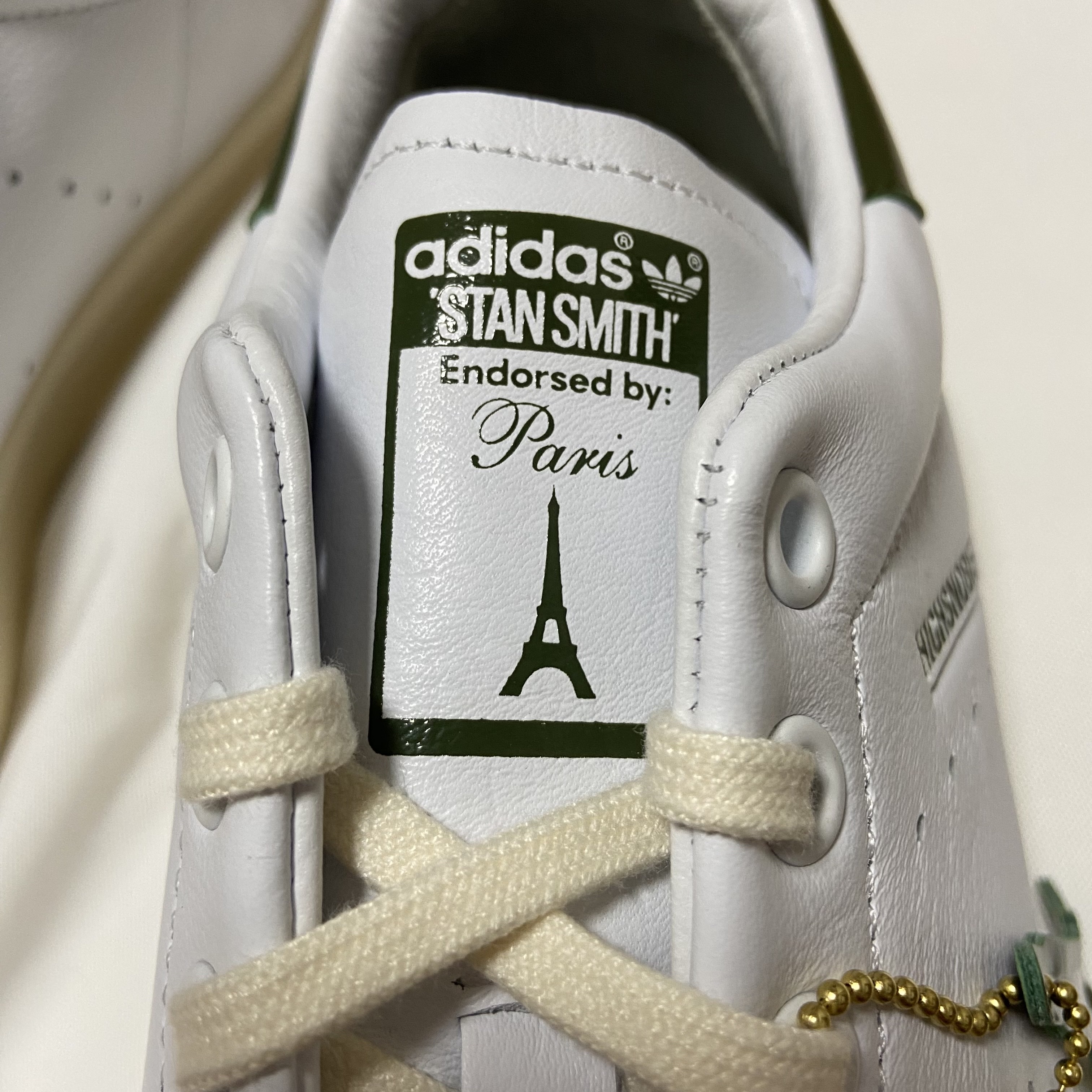 Adidas x Highsnobiety Stan Smith Cloud White 착용 스타일 - 3