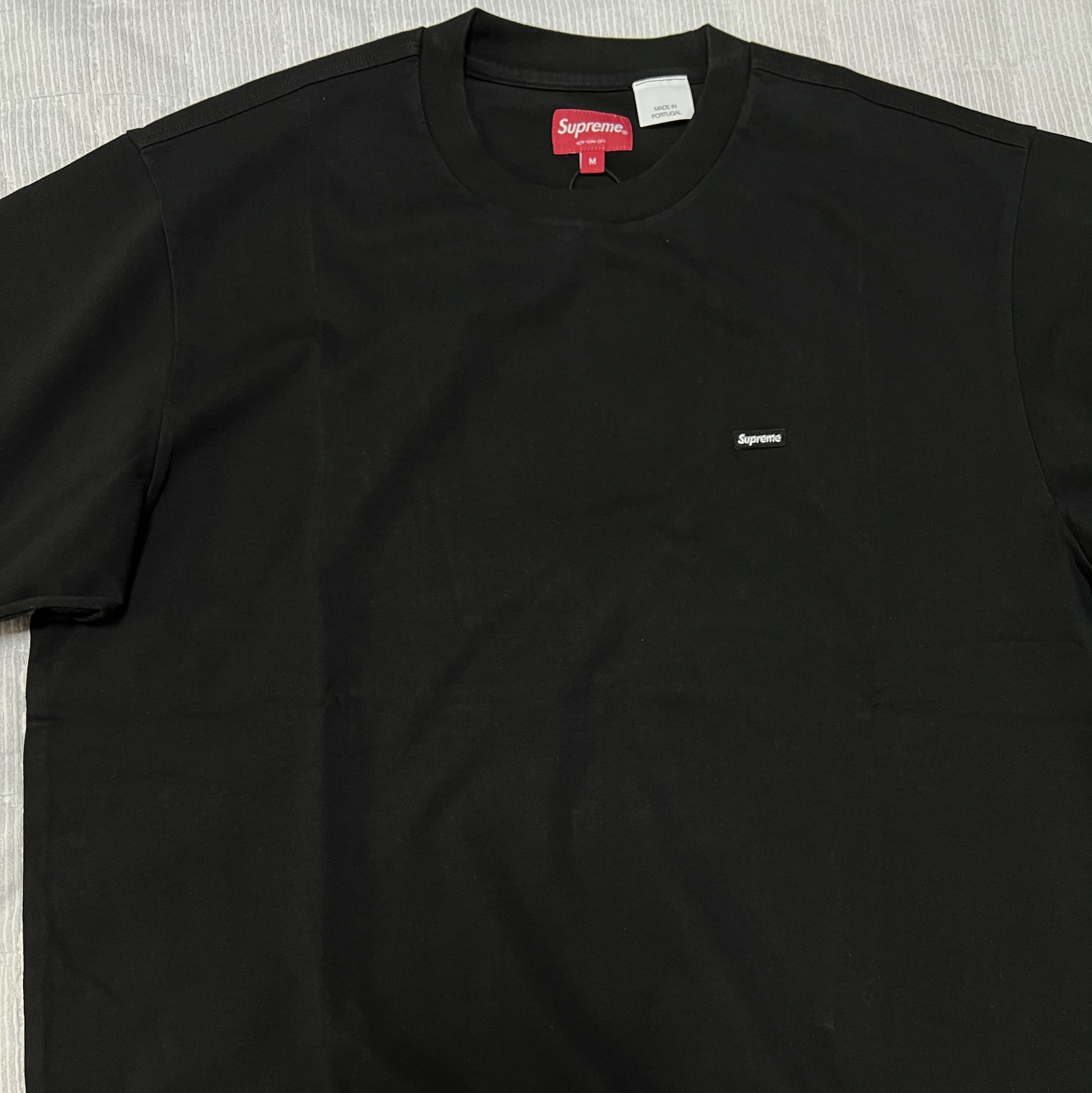 Supreme Small Box T-Shirt Black 착용 스타일