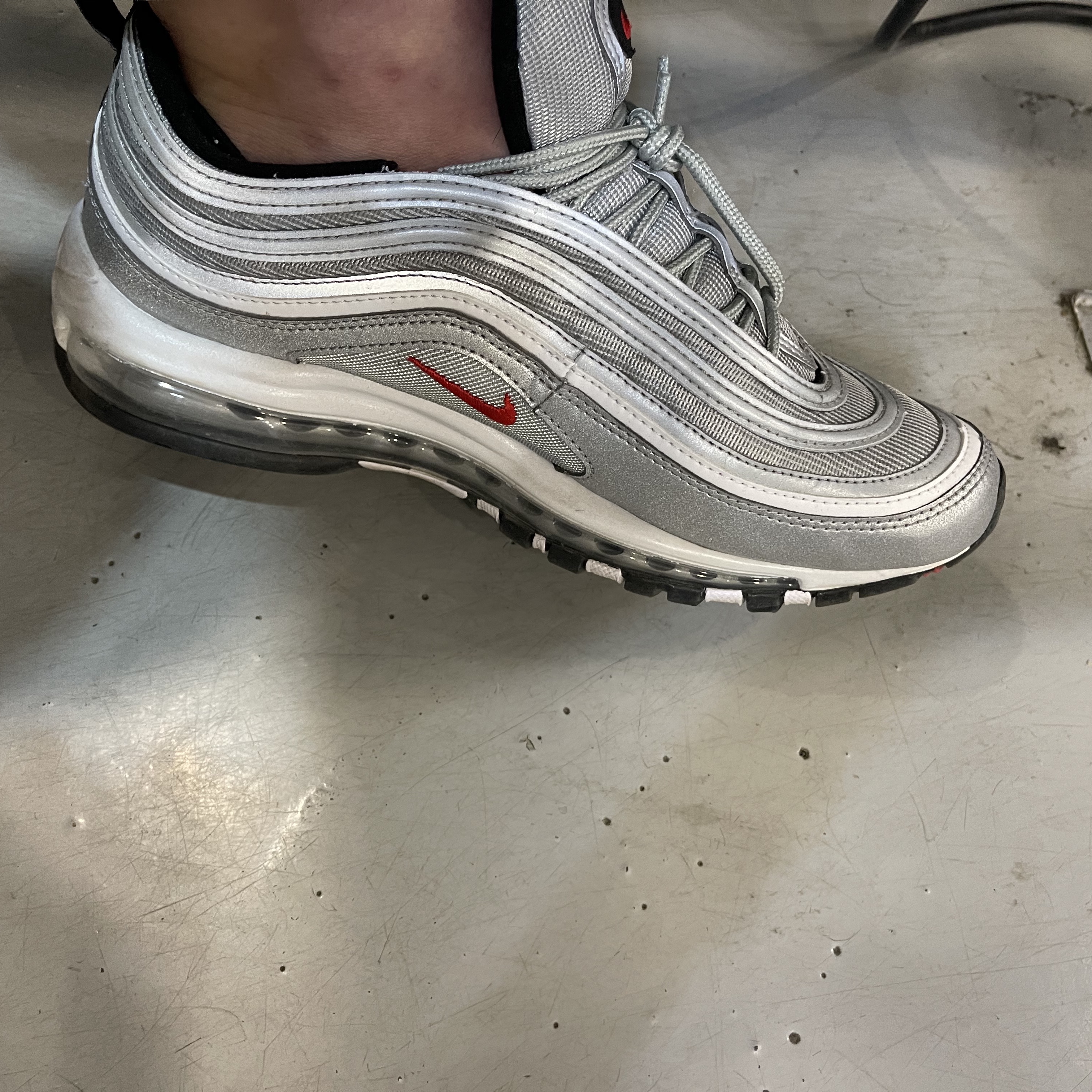 Nike Air Max 97 OG Silver Bullet 2022 착용 스타일 - 2