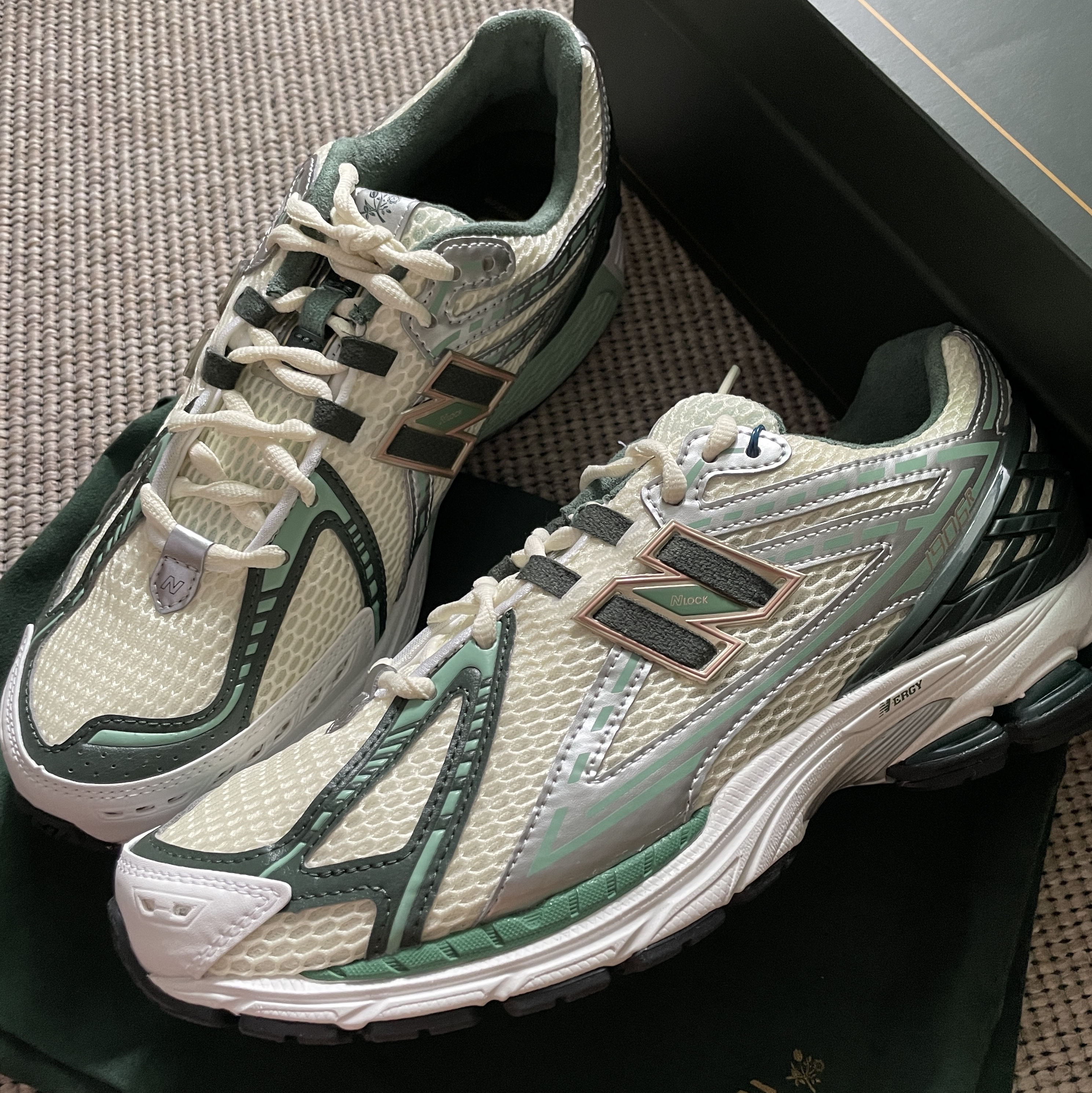 New Balance x Aime Leon Dore 1906R Jade 착용 스타일 - 2