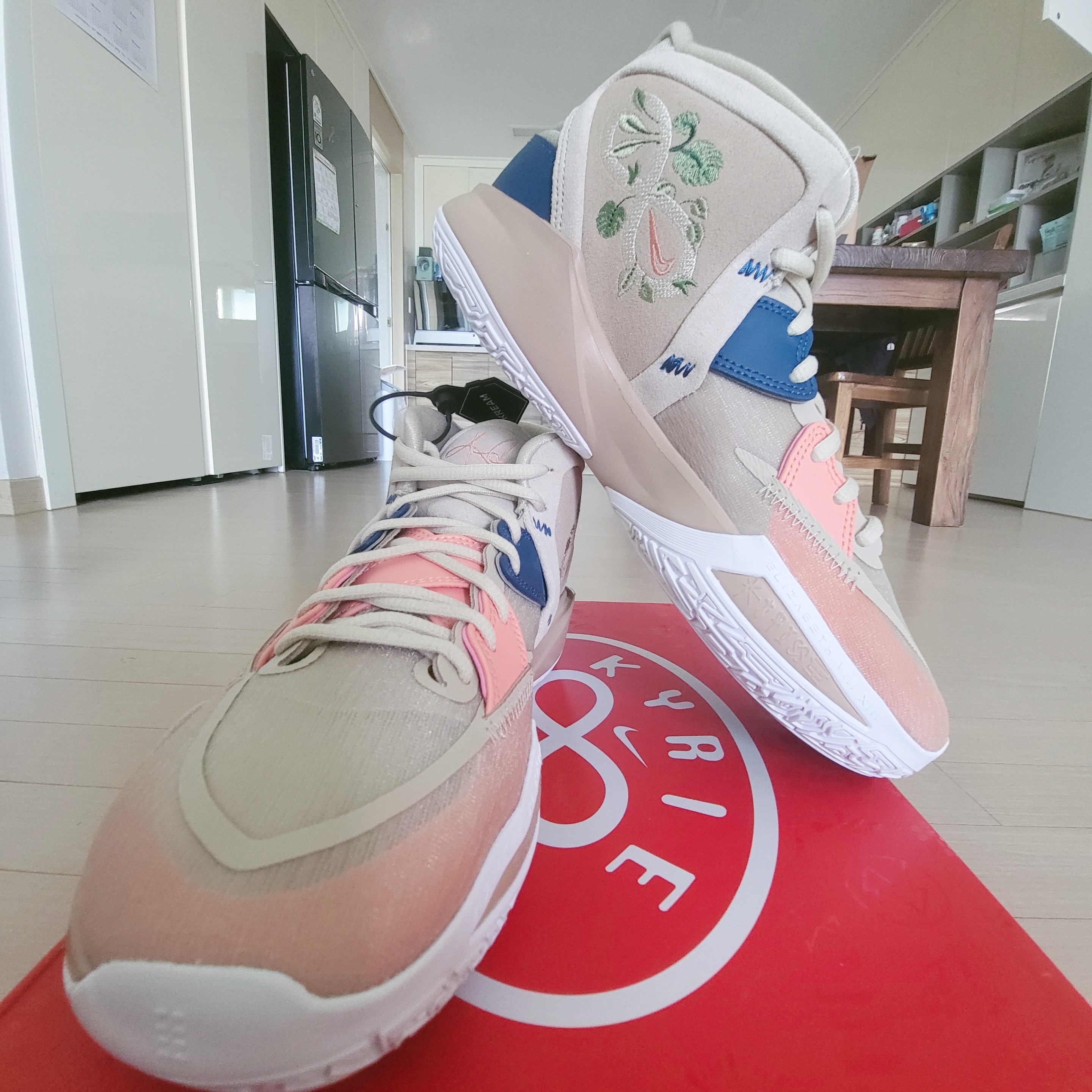 Nike Kyrie Infinity EP Mother Nature & Father Time 착용 스타일 - 5