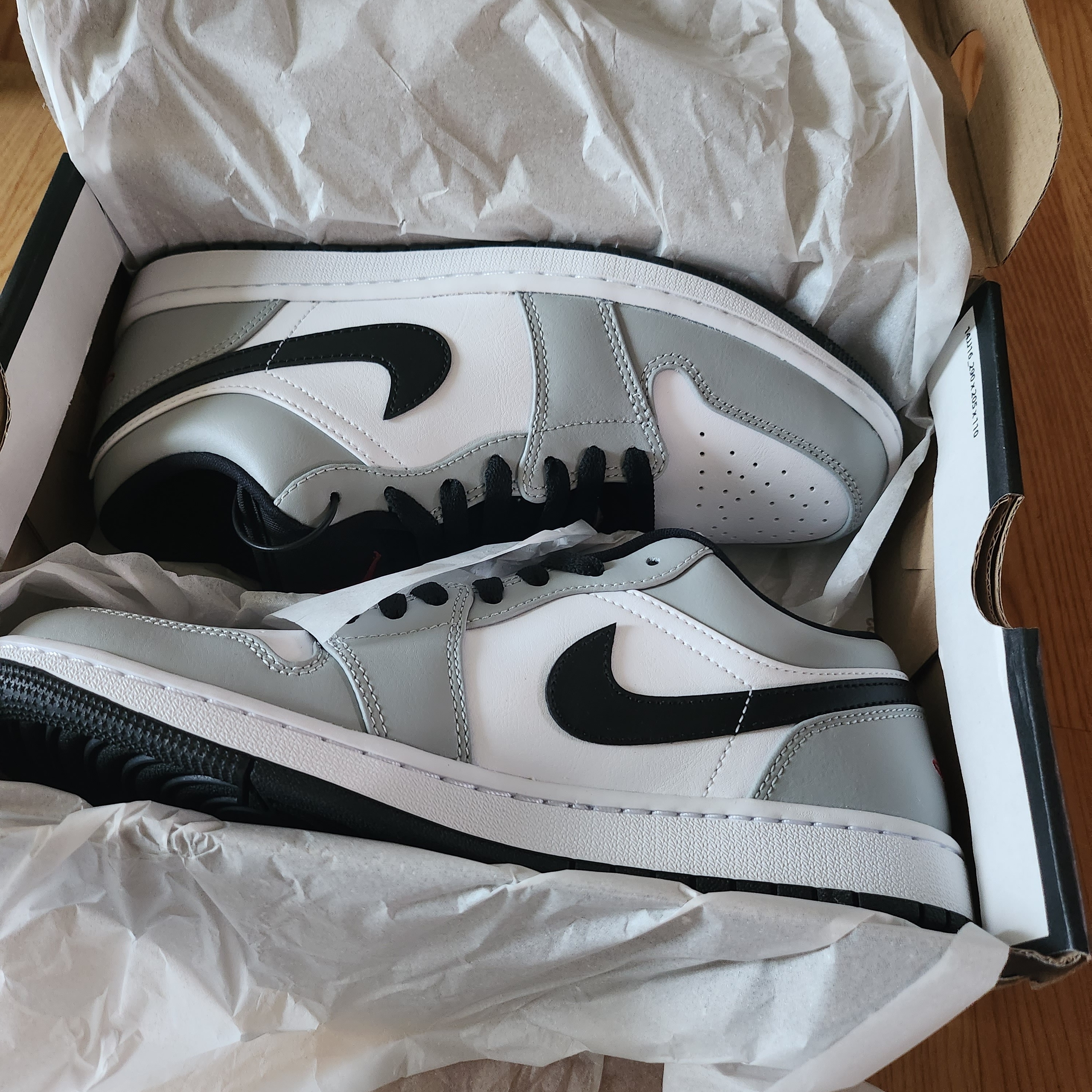 Jordan 1 Low Light Smoke Grey 착용 스타일 - 1