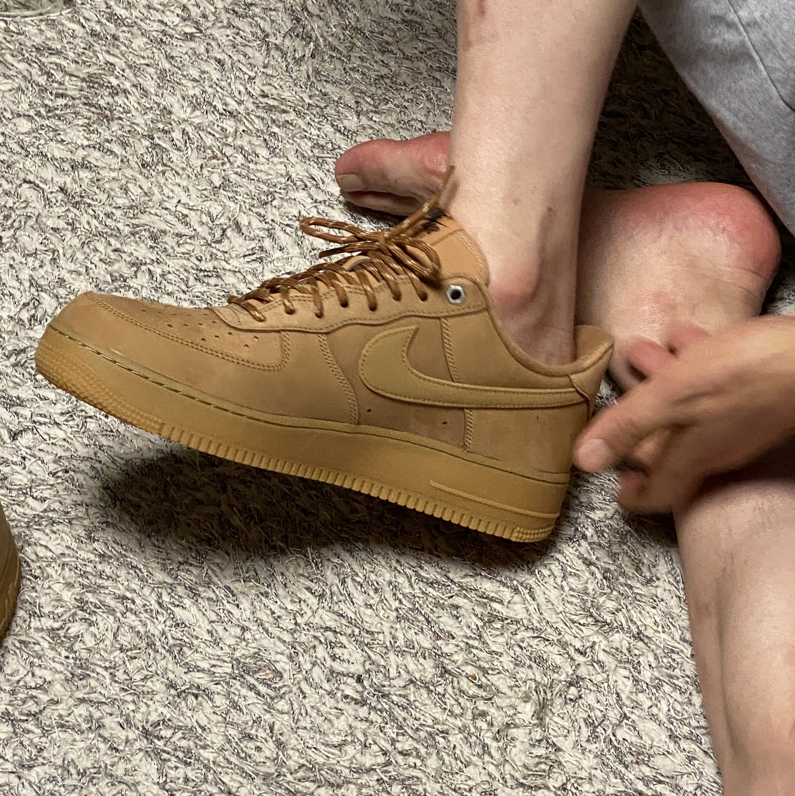 Nike Air Force 1 '07 WB Flax 착용 스타일 - 2