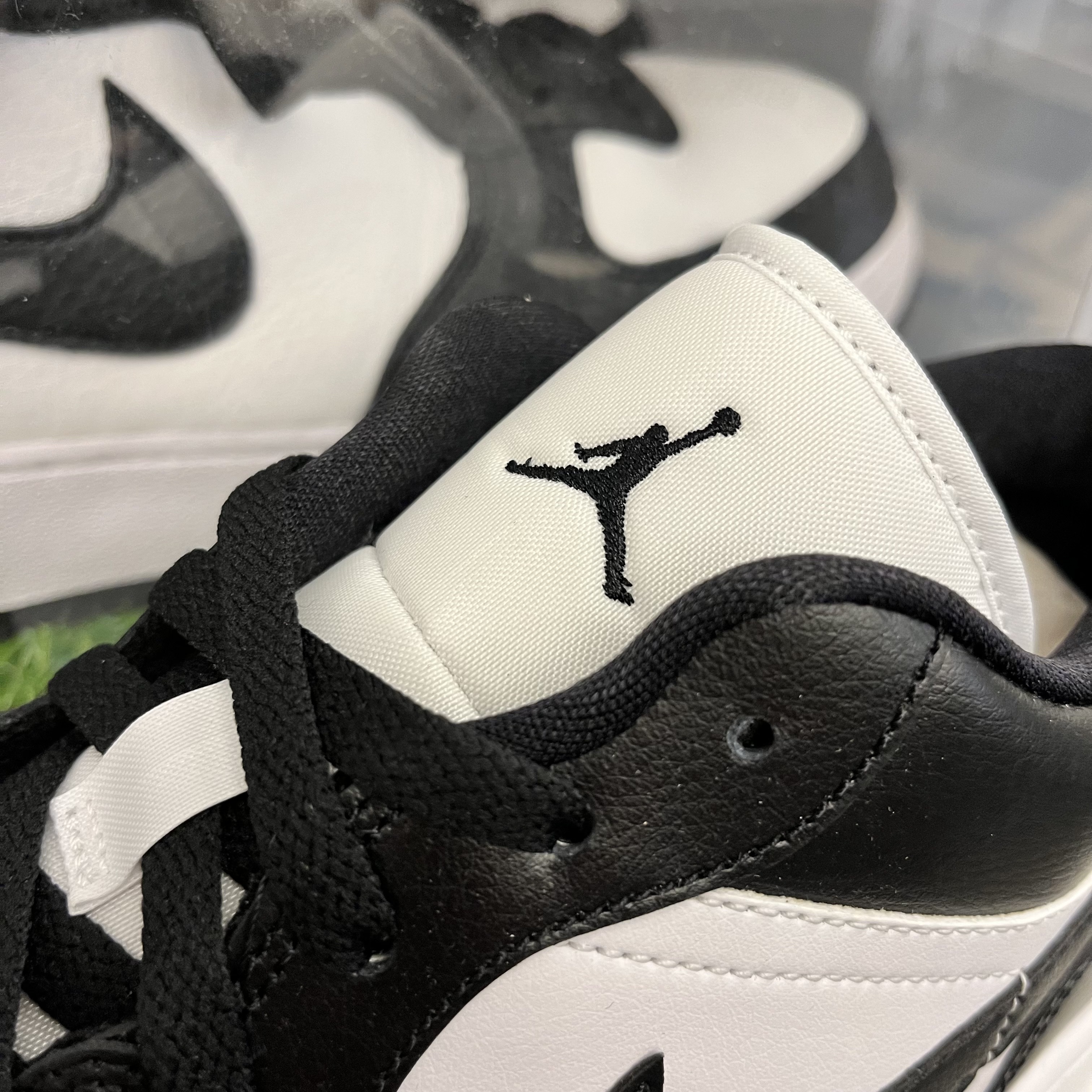(W) Jordan 1 Low Black and White 착용 스타일 - 2