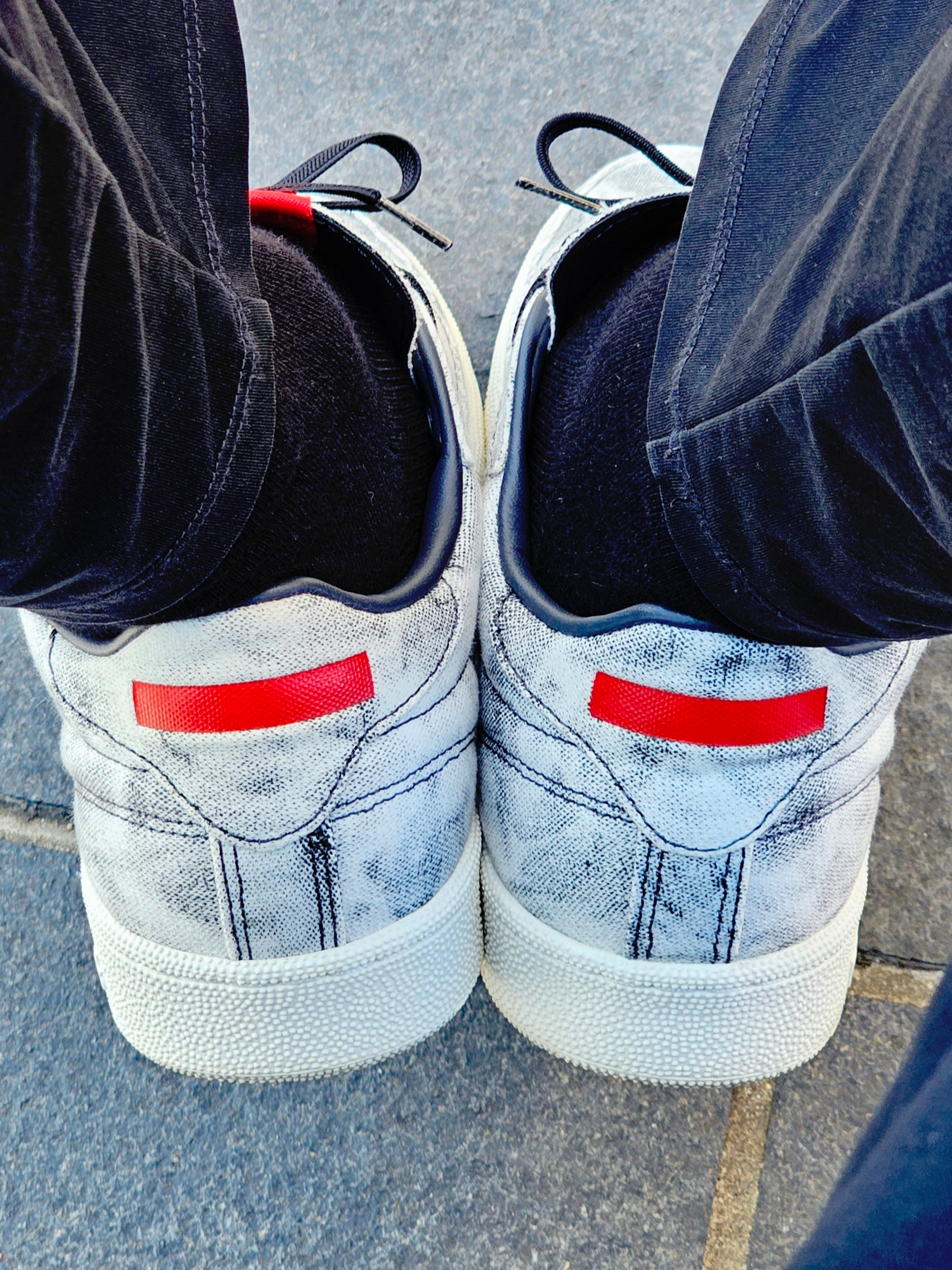 Reebok x Kendrick Lamar Club C Acid Wash 착용 스타일 - 5