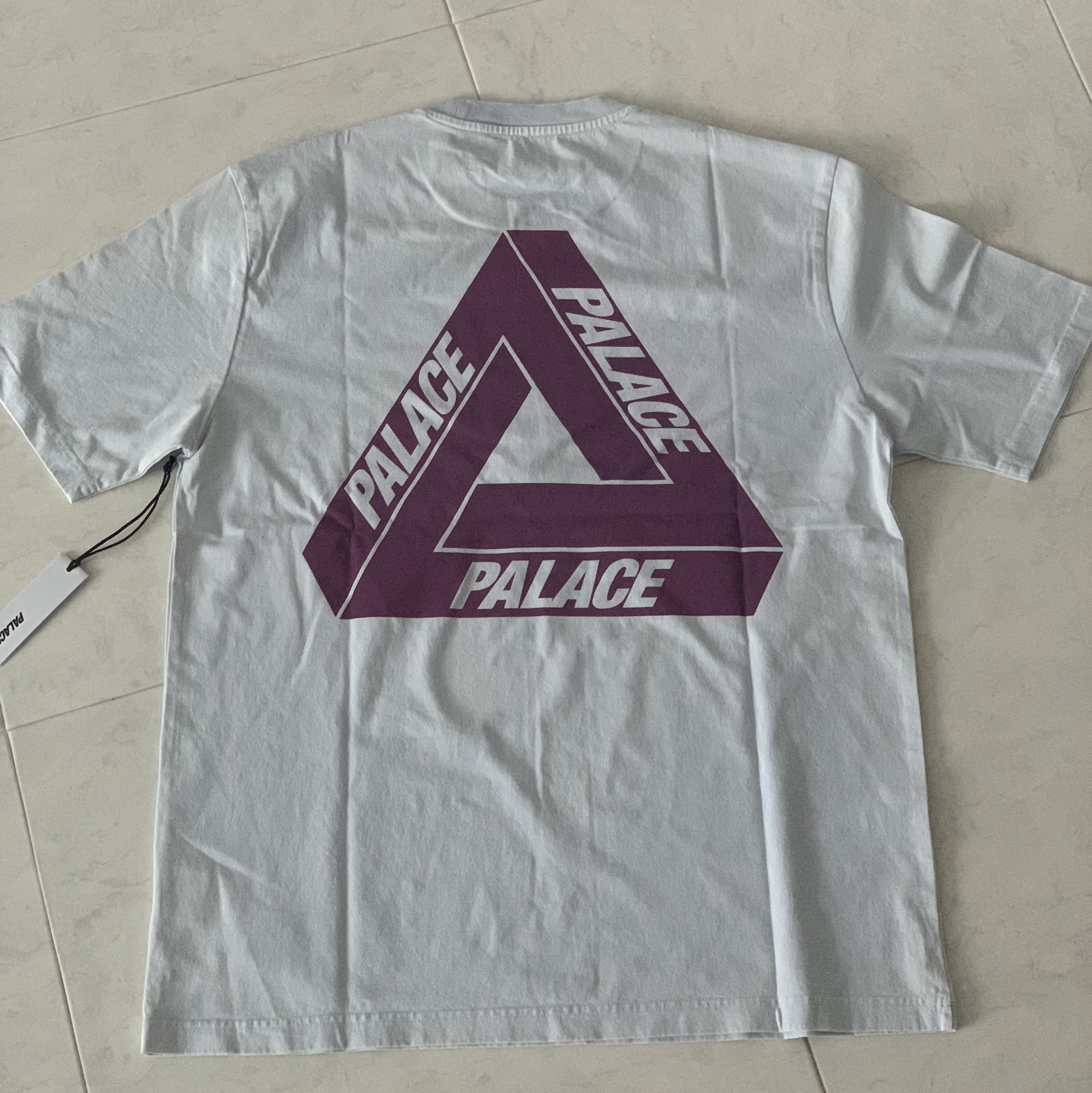Palace Reacto Tri-Ferg T-Shirt Blue - 23SS 착용 스타일