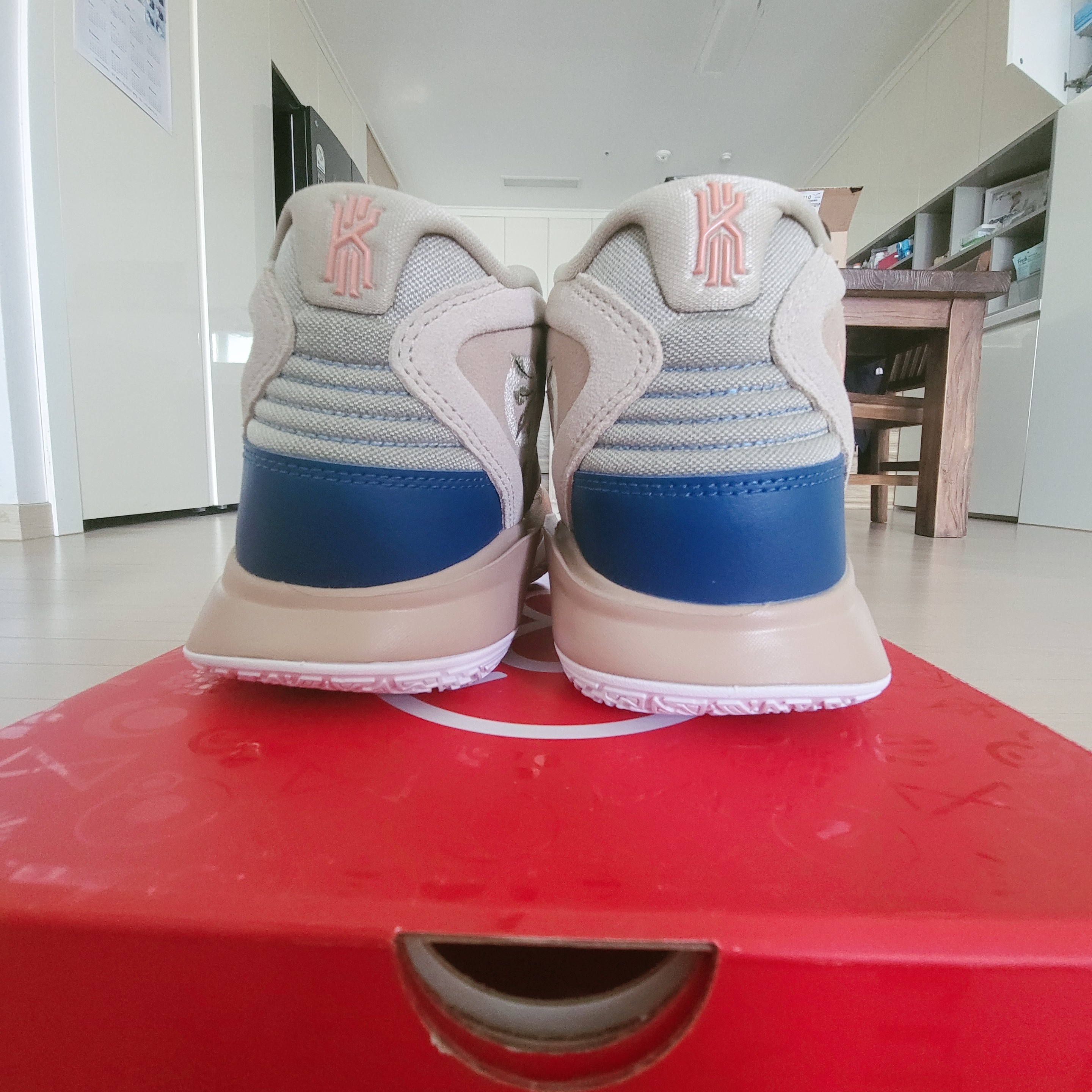 Nike Kyrie Infinity EP Mother Nature & Father Time 착용 스타일 - 4