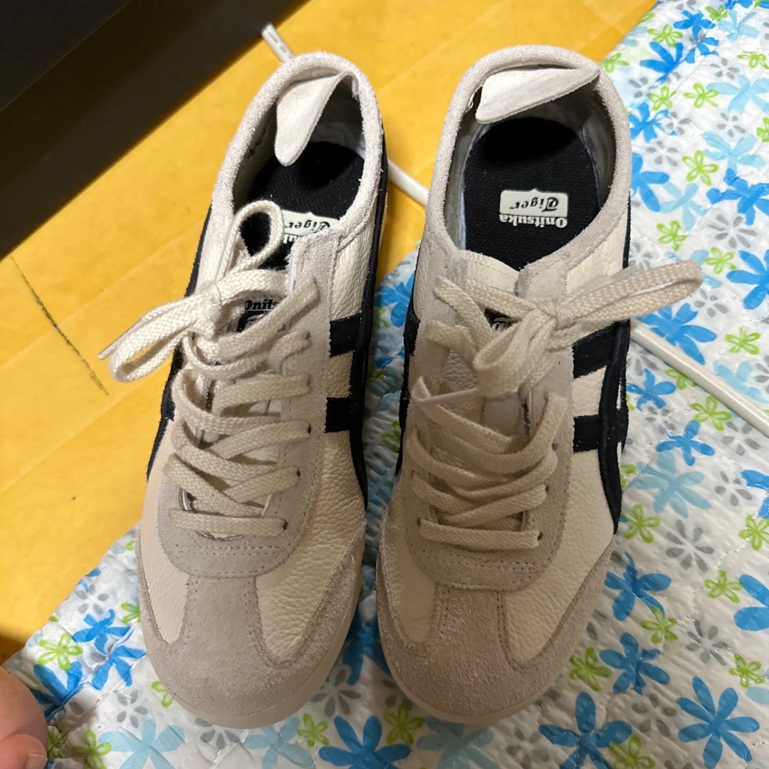 Onitsuka Tiger Mexico 66 Vintage White Black 착용 스타일 - 1