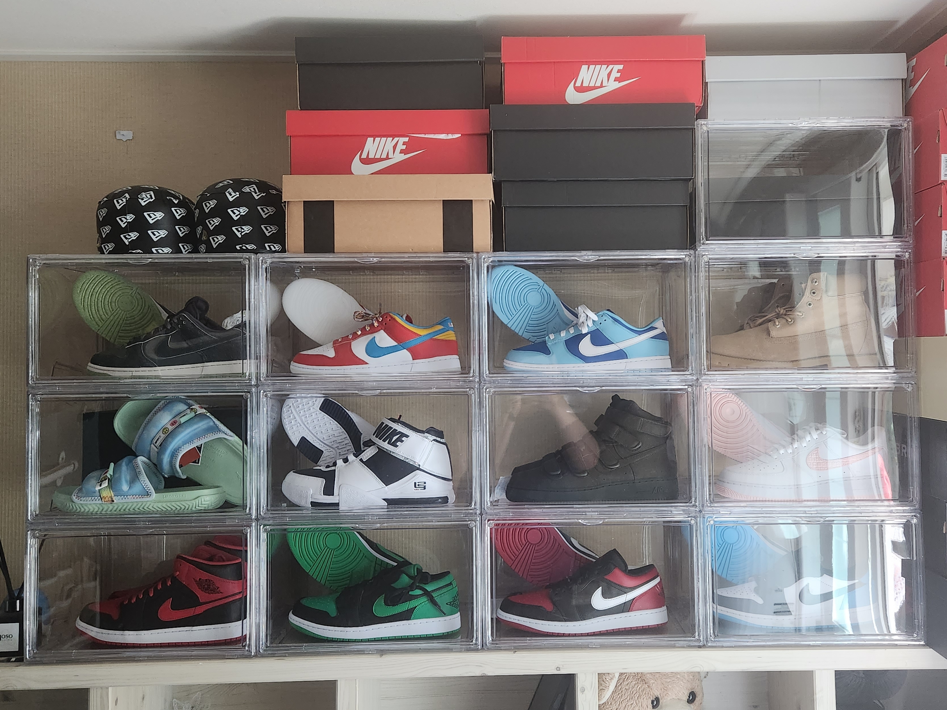 Jordan 1 Mid Black Fire Red, Jordan 1 Low Alternate Bred Toe 착용 스타일 - 5