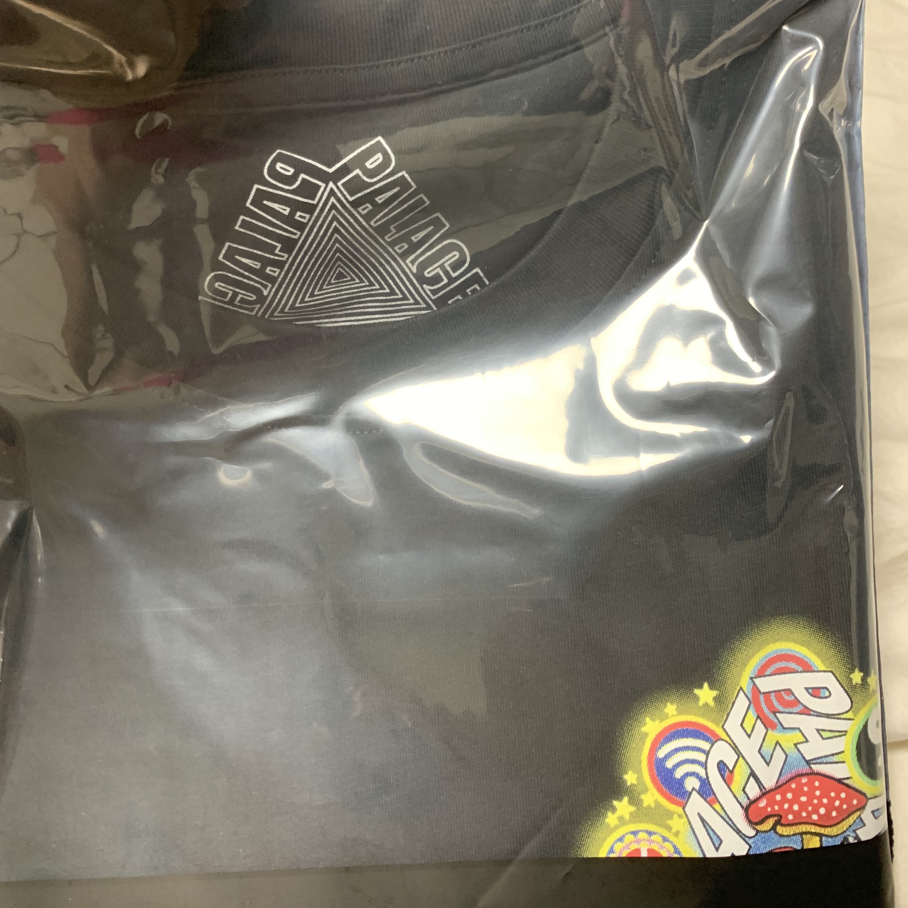 Palace Bun 5G T-Shirt Black - 22FW 착용 스타일 - 2