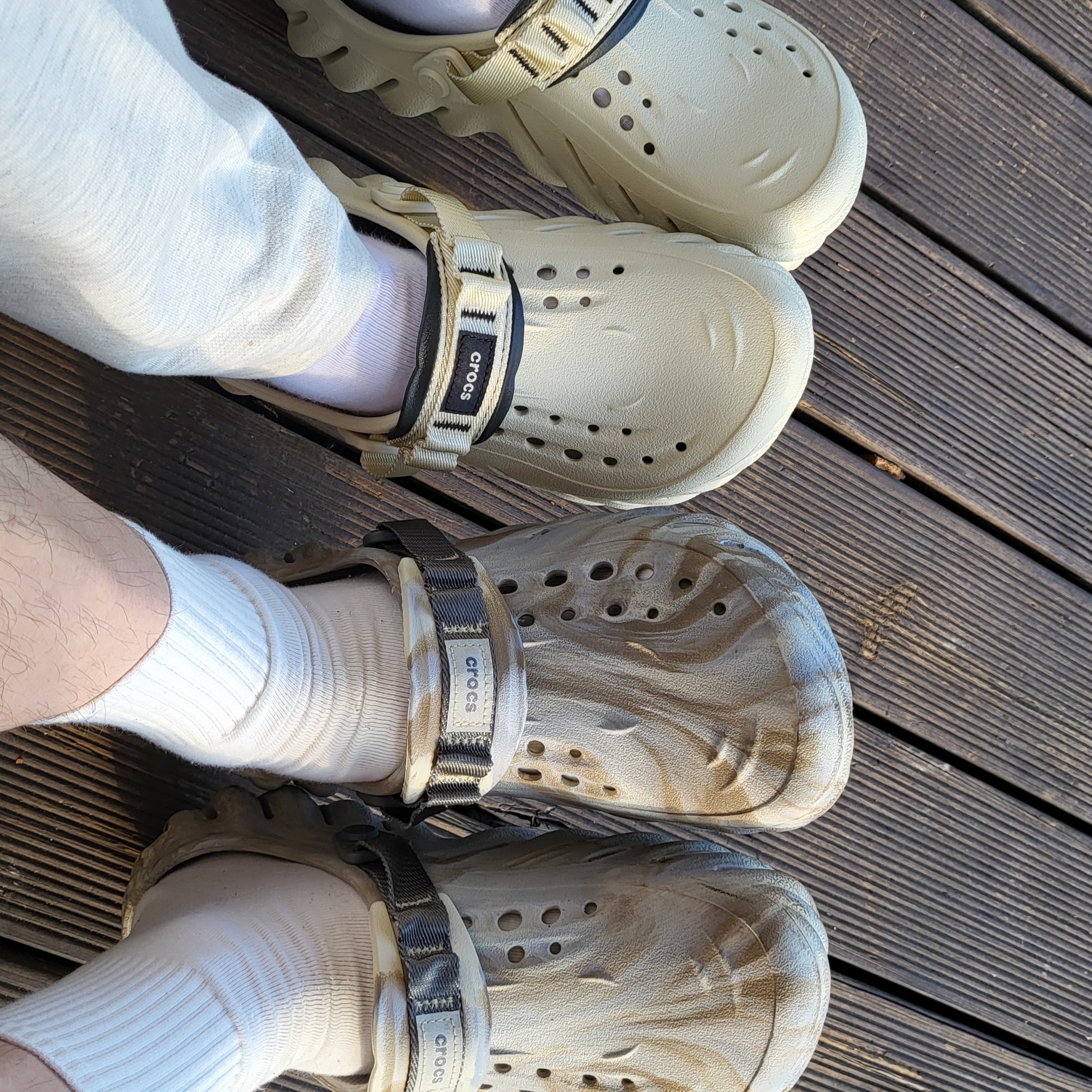 Crocs Echo Marbled Clog Bone Multi, Crocs Echo Clog Bone Black 착용 스타일 - 2