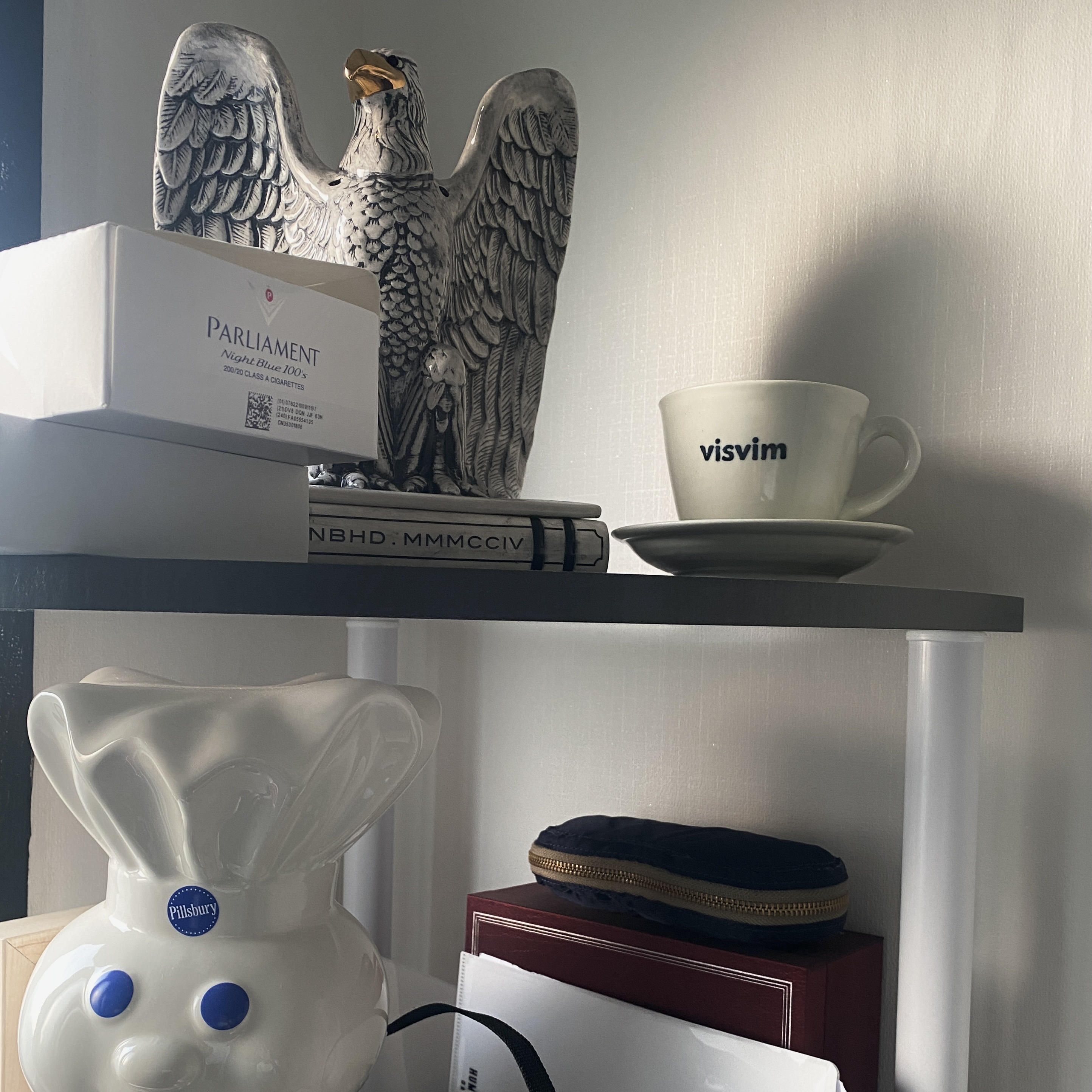Supreme Doughboy Cookie Jar White - 22FW, Neighborhood Eagle Ceramic Incense Chamber Black 착용 스타일 - 1