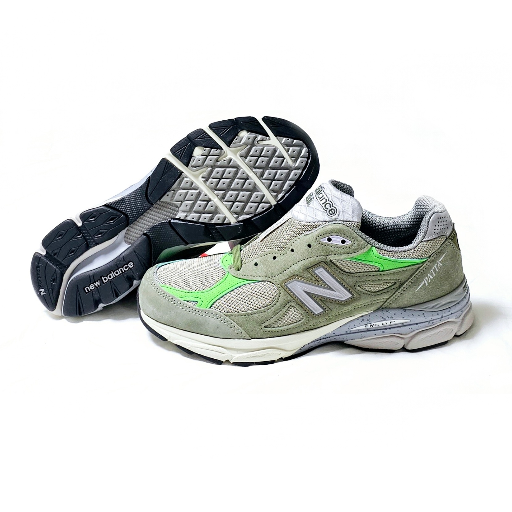 New Balance x Patta 990v3 Made in USA Olive 착용 스타일 - 2